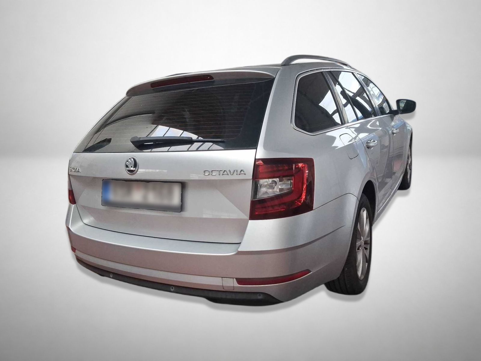 Škoda Octavia, 1.6 TDI, Automat - fotka 2