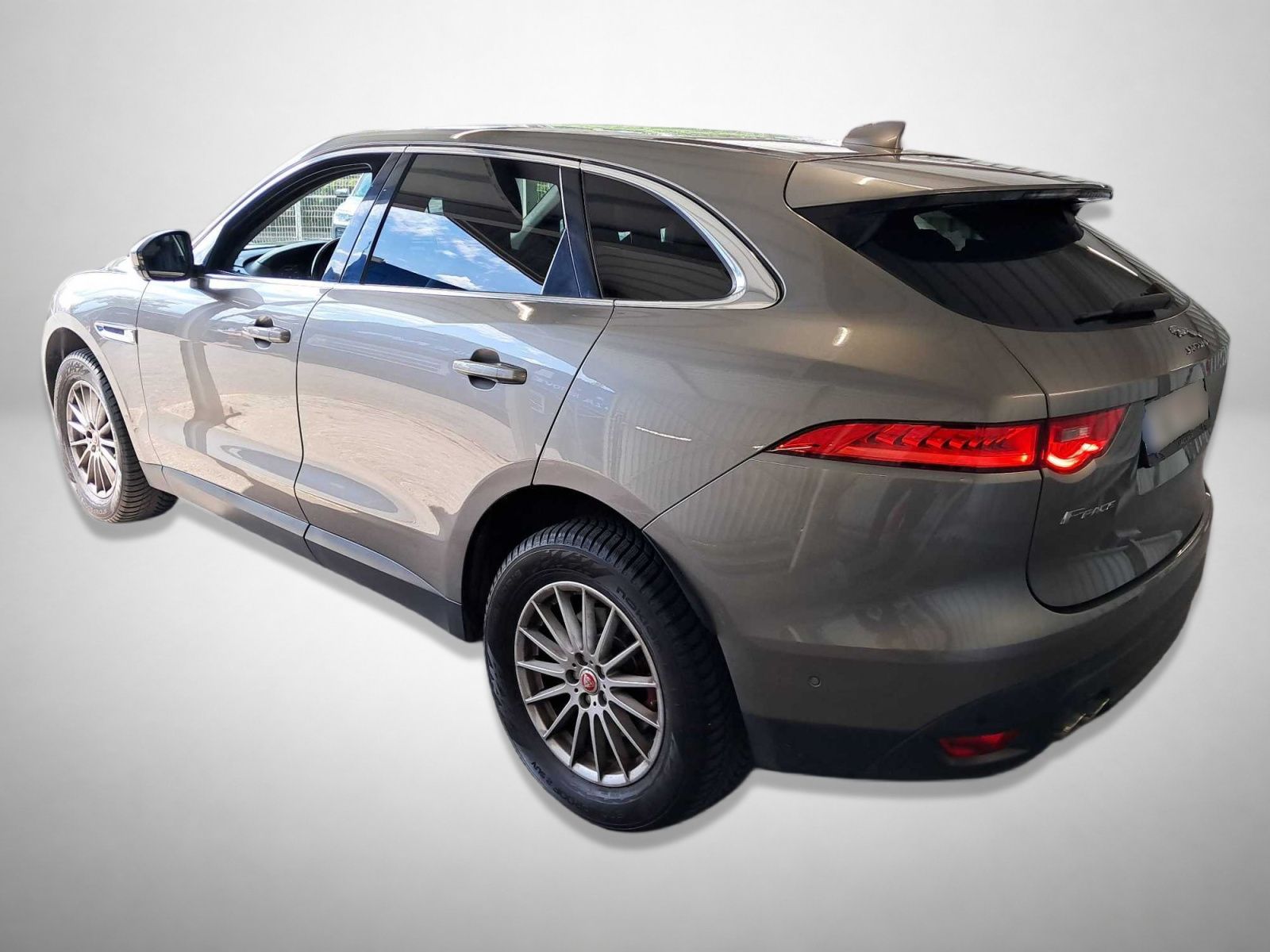 Jaguar F-Pace, 20d AWD, 4X4, Automat - fotka 2
