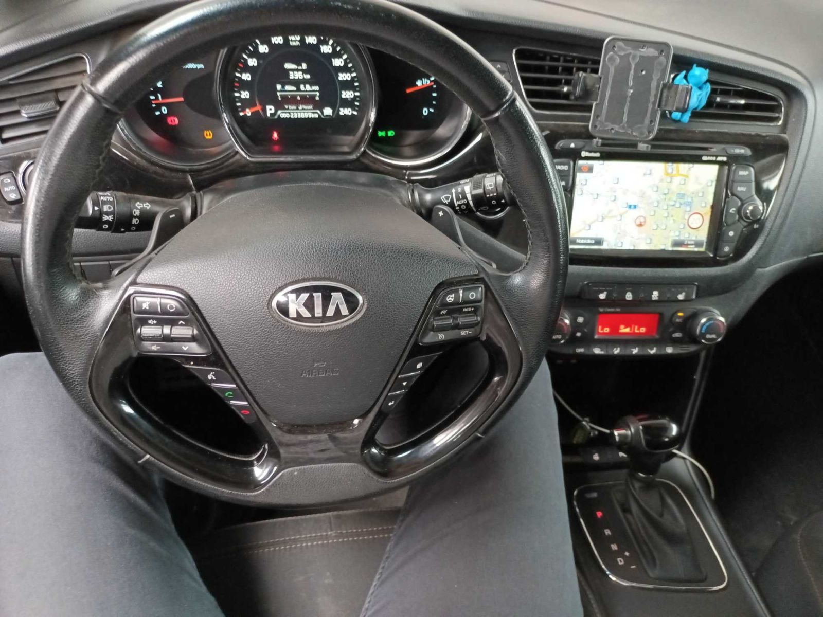 Kia Cee´d, 1.6 CRDi, Automat, Navi - fotka 3