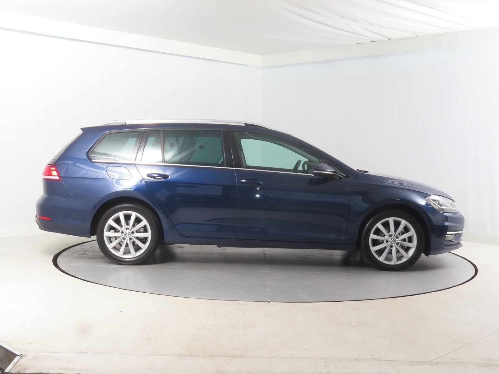 Volkswagen Golf, 1.5 TSI, Marathon Edition - fotka 6