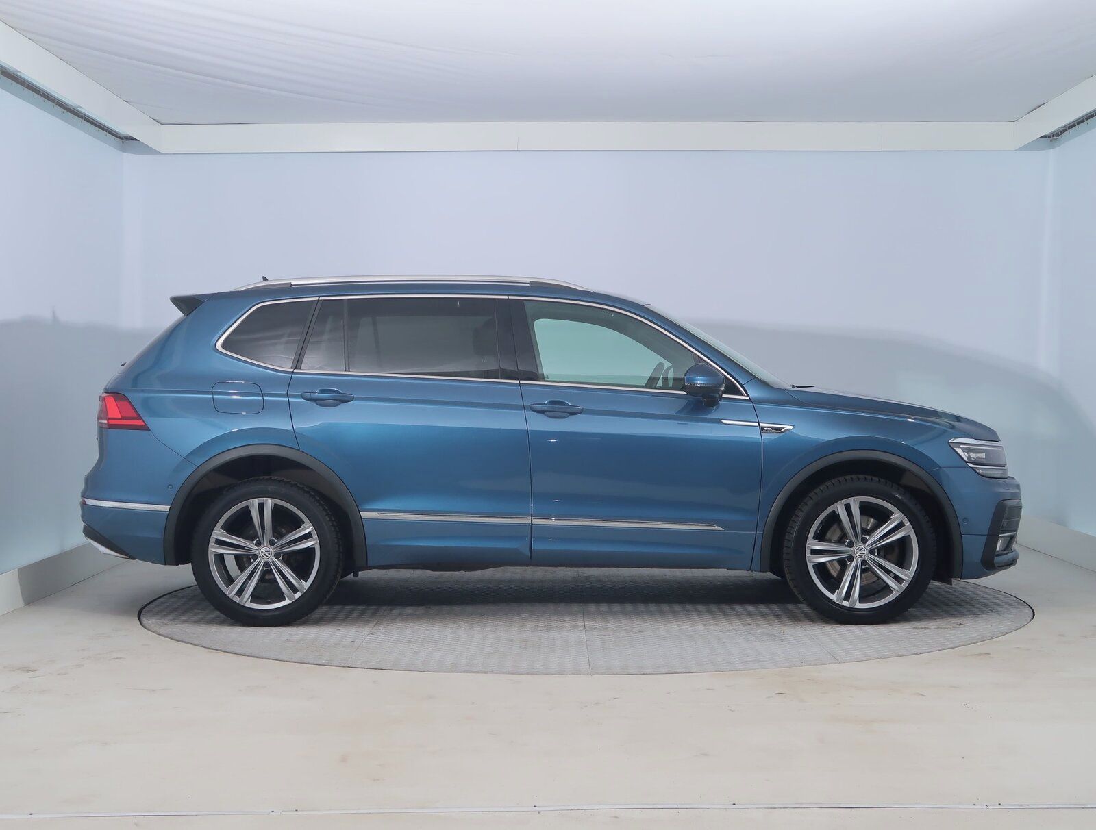 Volkswagen Tiguan Allspace, 2.0 TDI, R-Line, 4X4, Automat - fotka 6