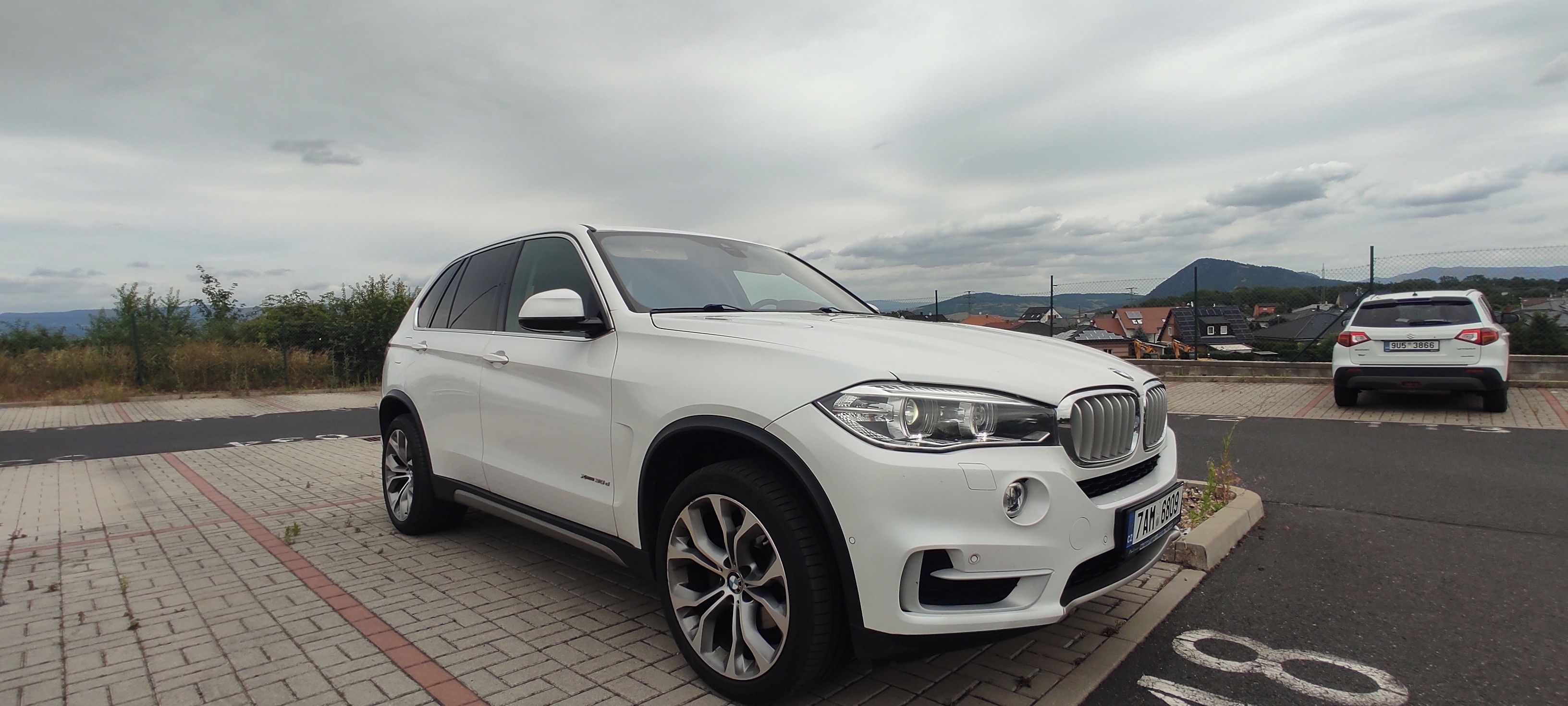 BMW X5, XDRIVE30d - fotka 3