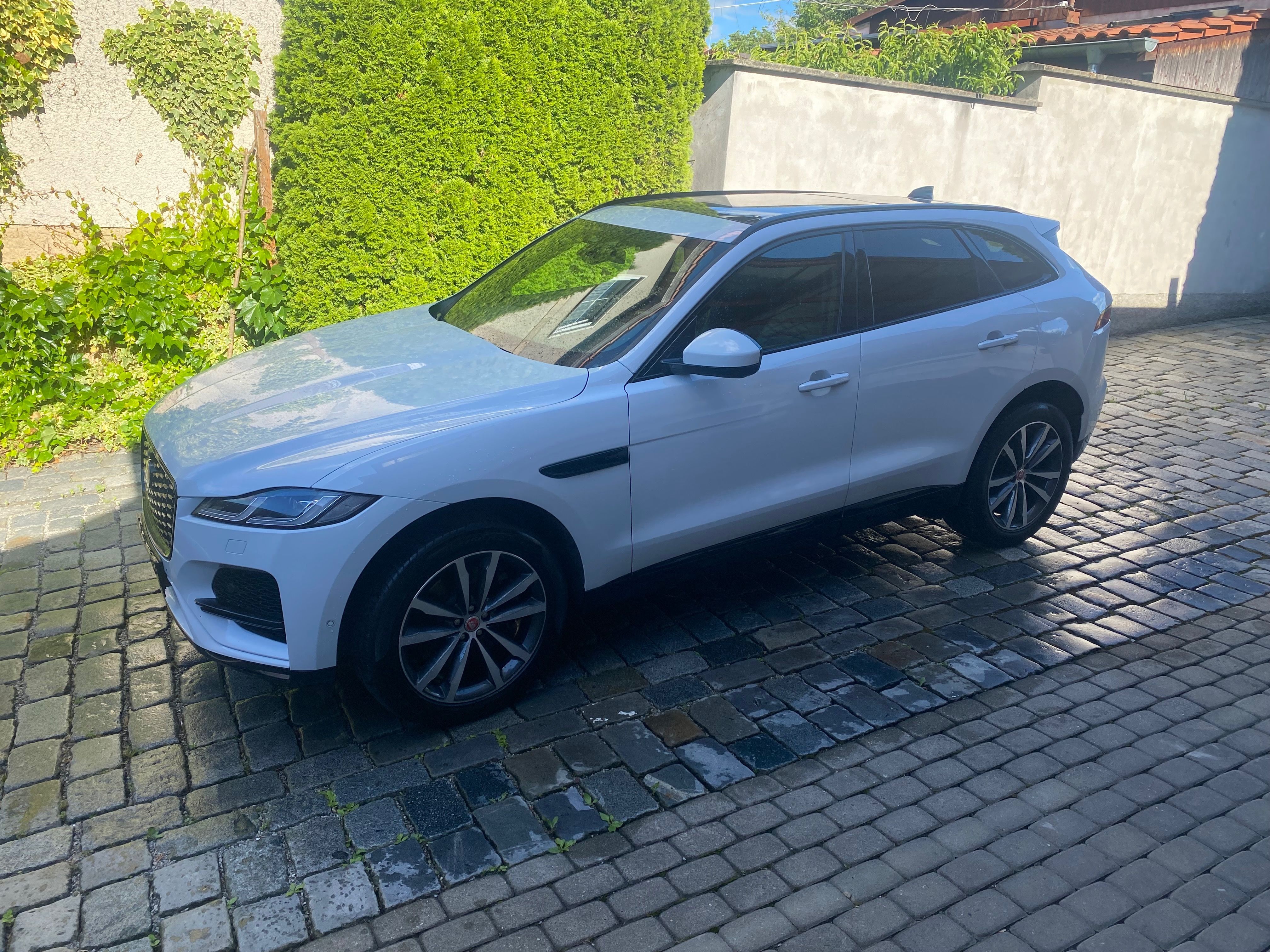 Jaguar F-Pace, Jaguar F-Pace 3.0 tdi 221kw