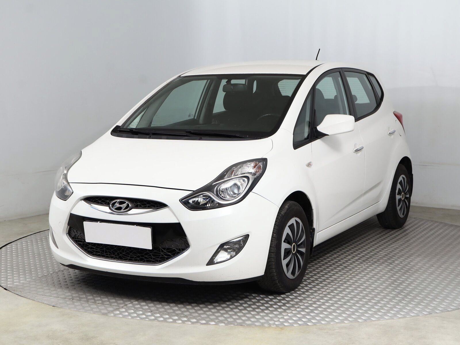 Hyundai ix20, 1.4 CRDi, Serv.kniha - fotka 2
