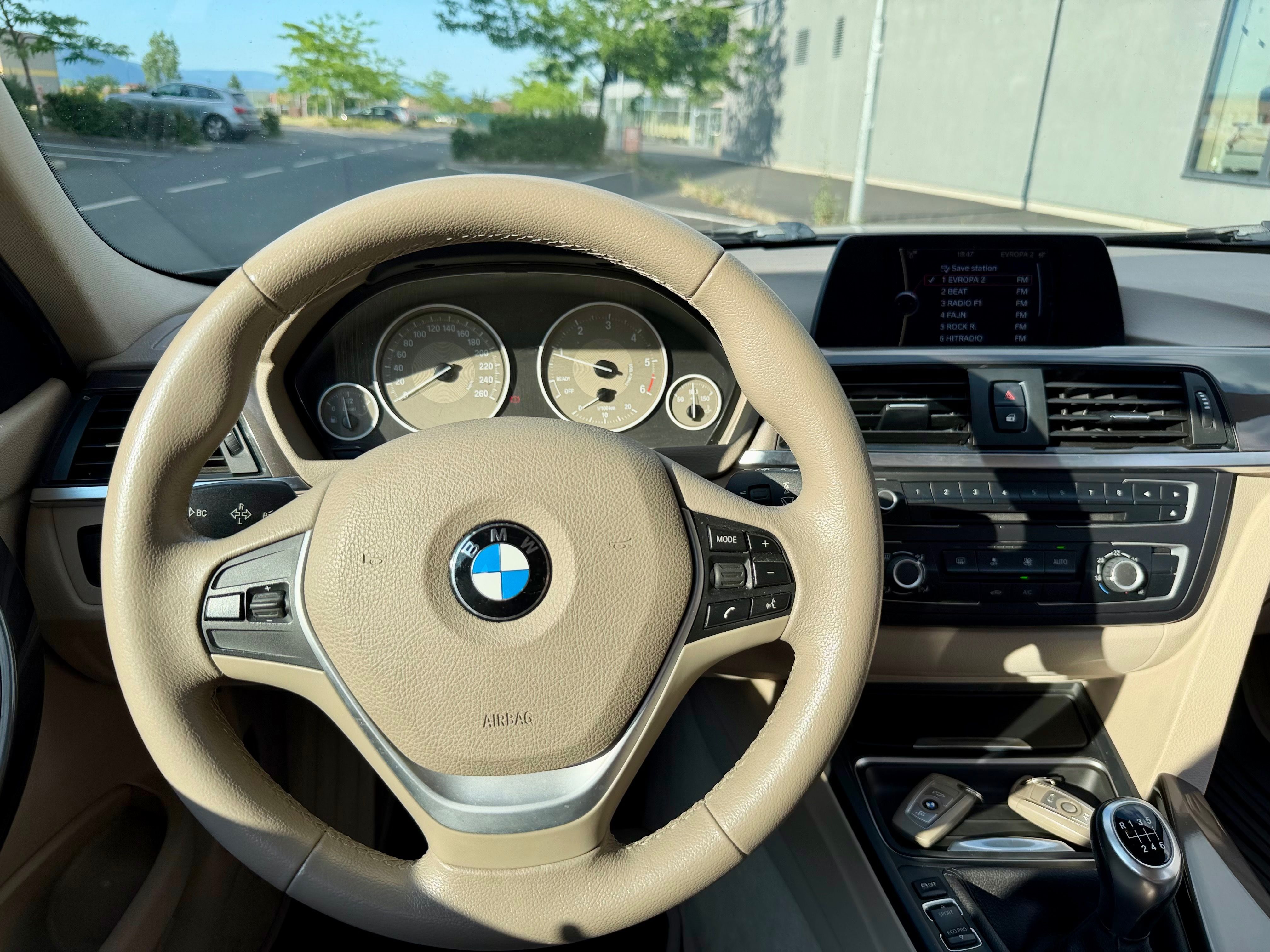 BMW Řada 3, BMW Řada 3 Touring Modern Line - fotka 6