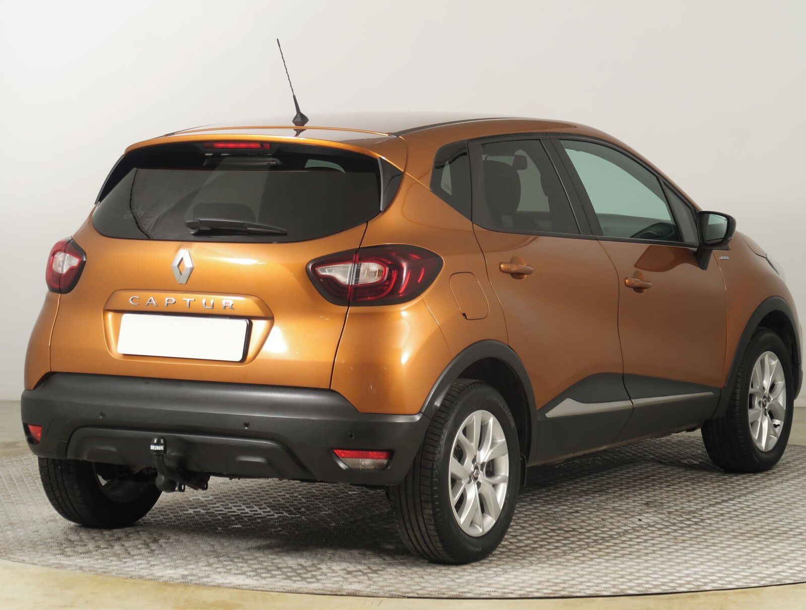 Renault Captur, 0.9 TCe, Limited, Navi - fotka 5