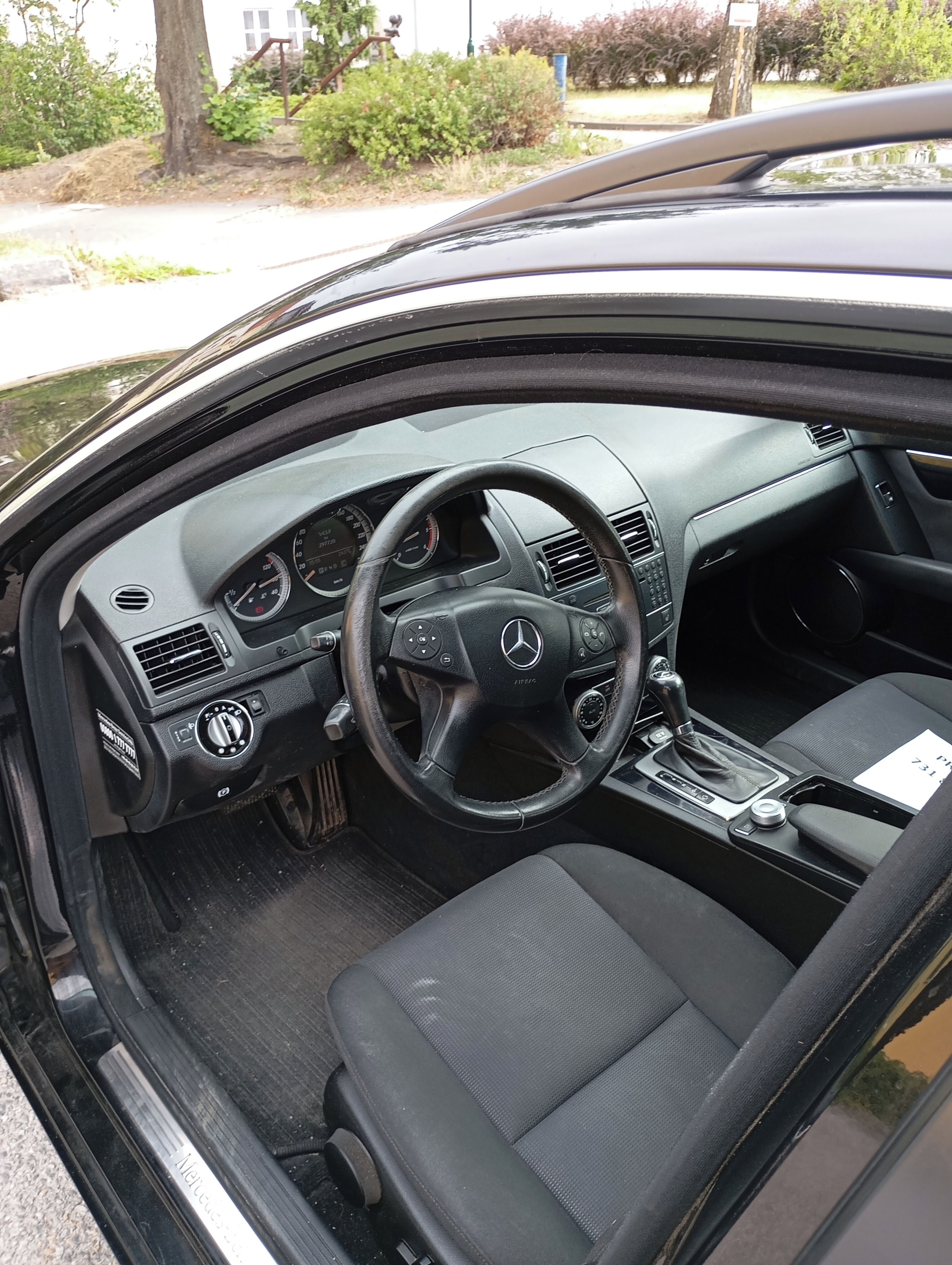 Mercedes-Benz Třídy C, Mercedes Benz C 204cdi - fotka 5