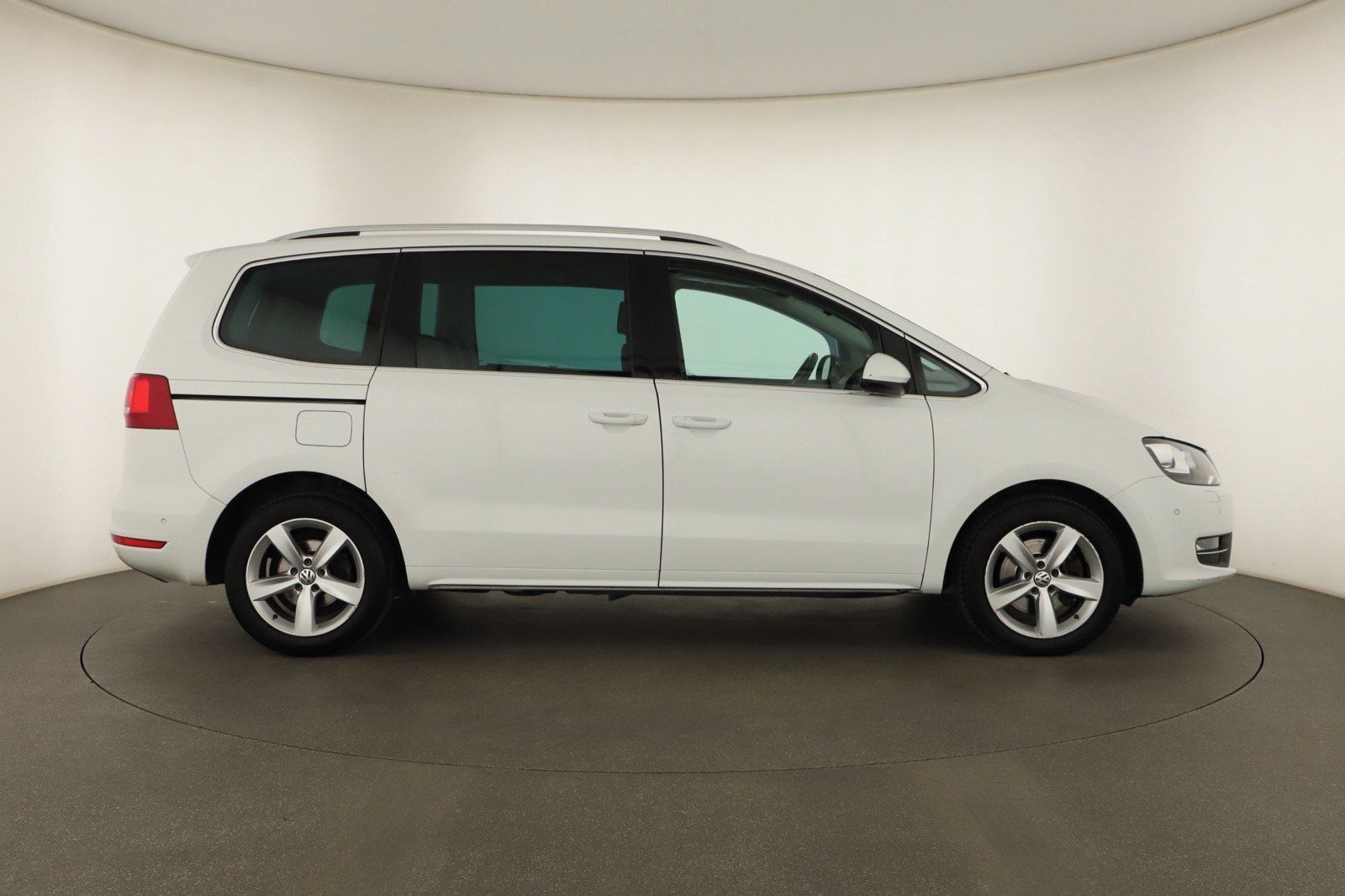 Volkswagen Sharan, 2.0 TDI, Automat, Kůže - fotka 6