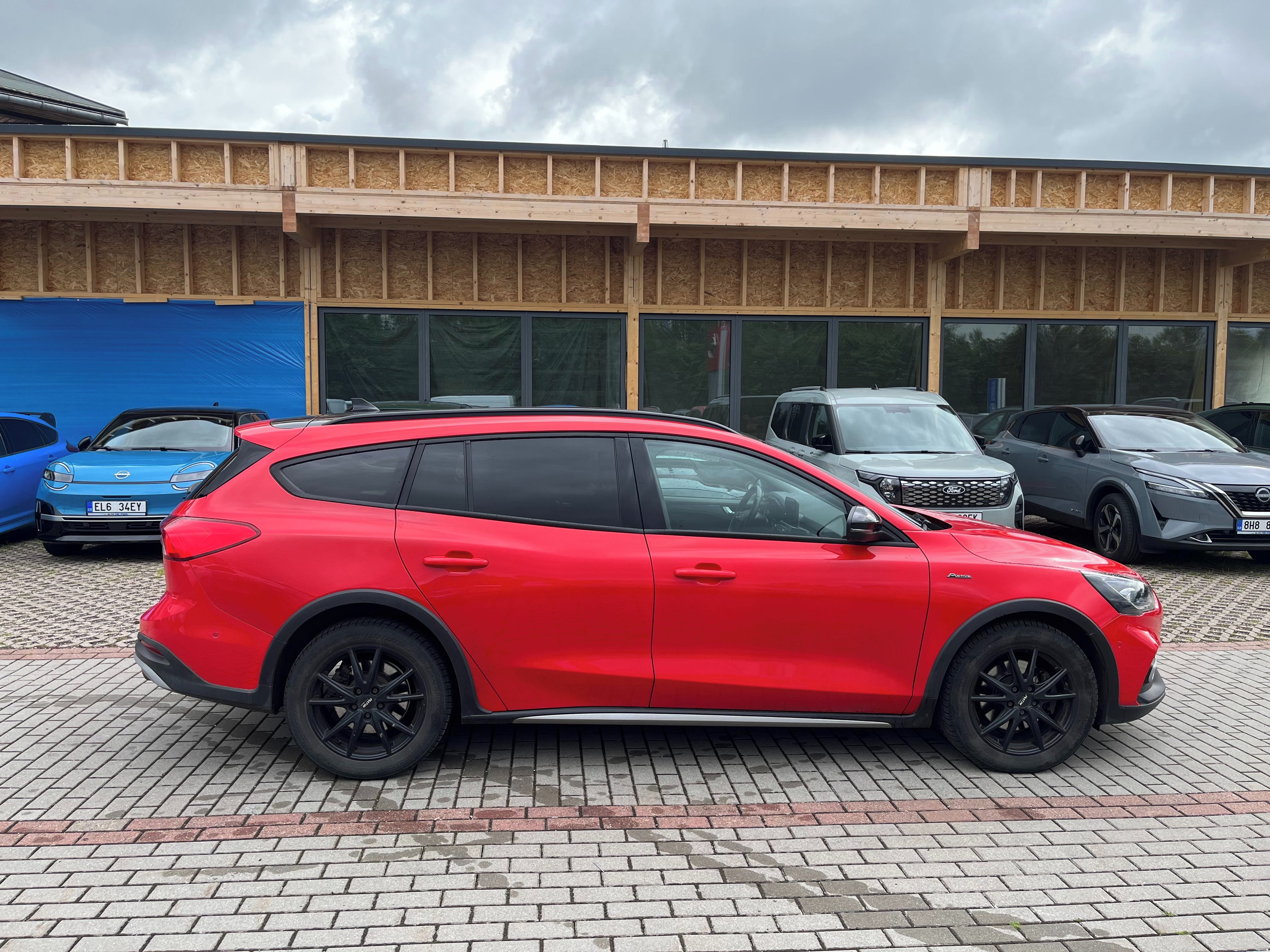 Ford Focus, 1.5 EcoBoost 110 kW Active - fotka 6