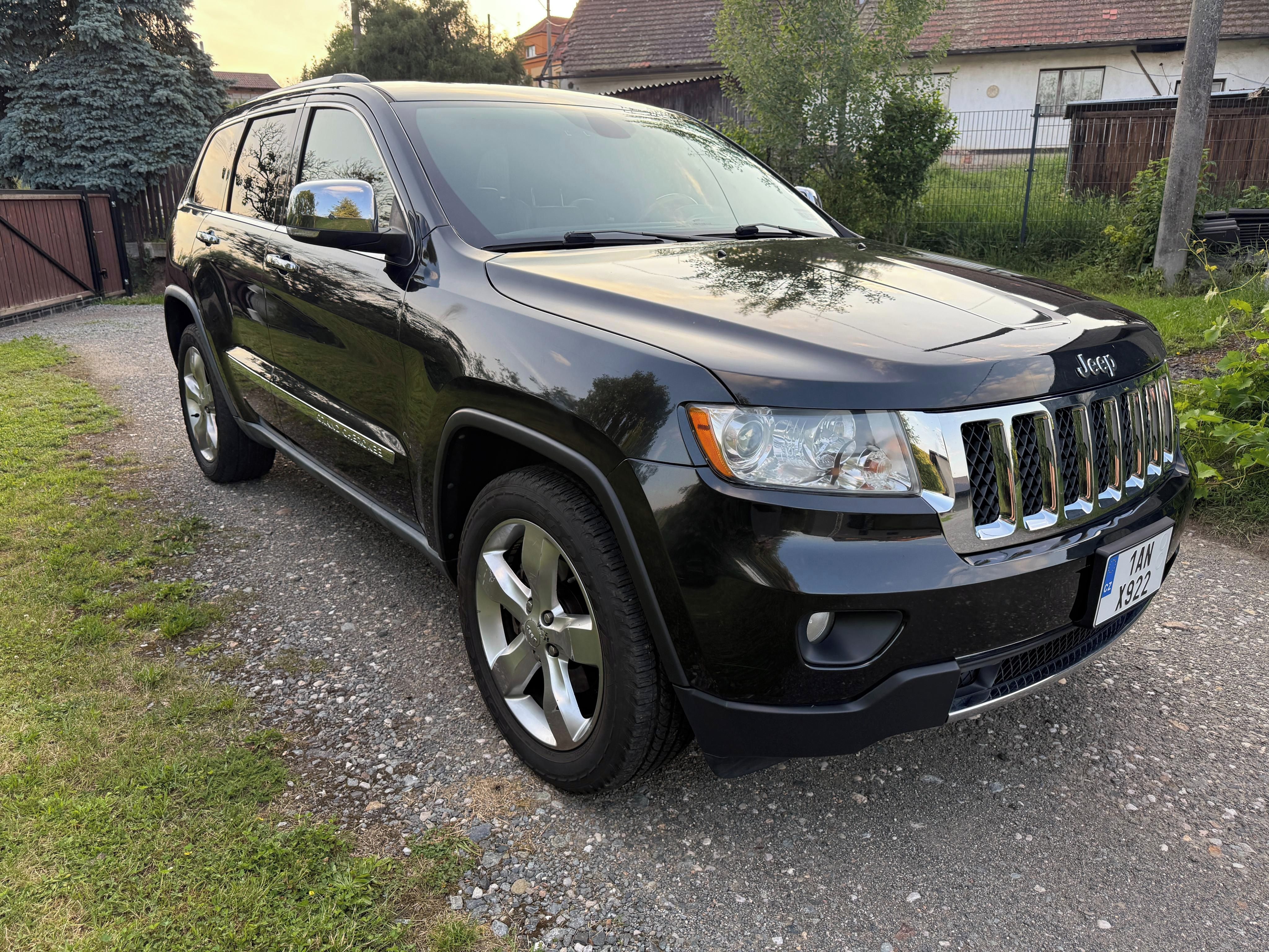Jeep Grand Cherokee, 3.6i, 4x4 Overland,vzduch - fotka 3