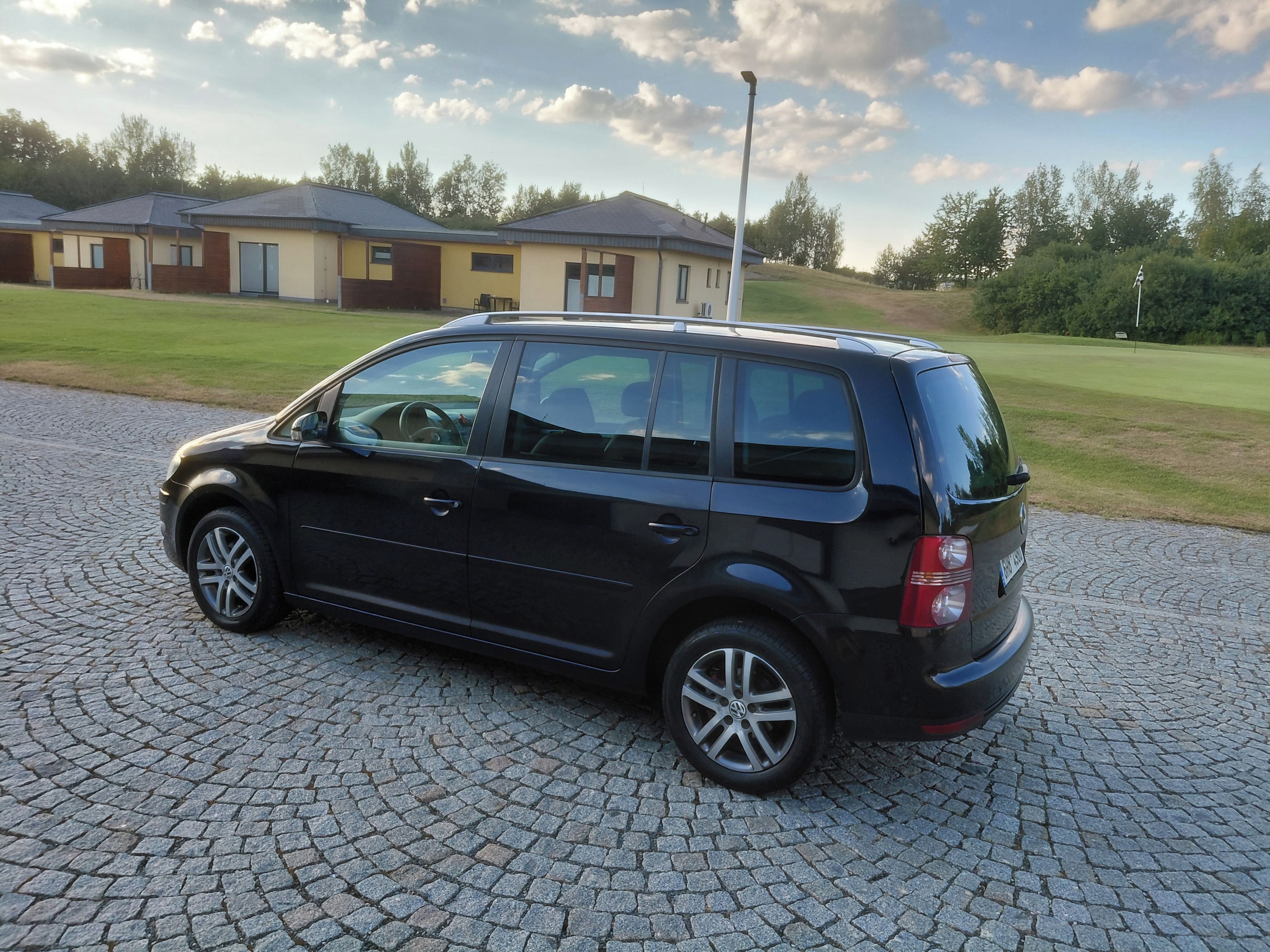 Volkswagen Touran, 1.9TDI 77kw Komfort,Facelift - fotka 6