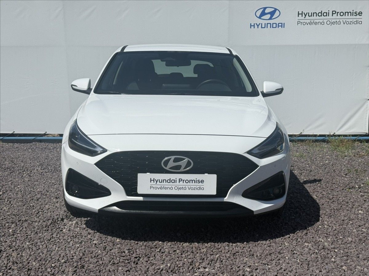 Hyundai i30, 1,5 CVVT 71kW Family Climate - fotka 4