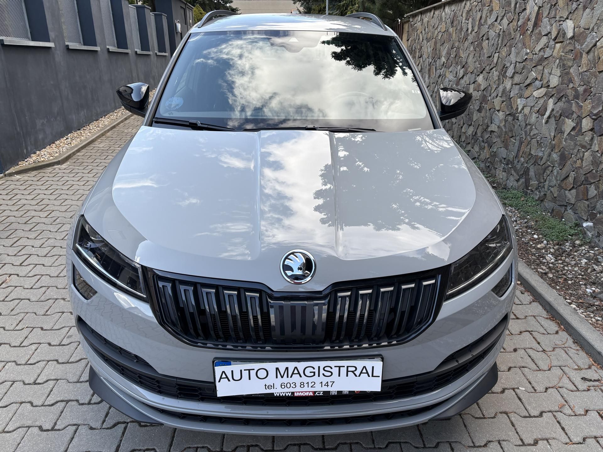 Škoda Karoq, 2.0TSi 140kW 4x4SPORTLINE - fotka 4