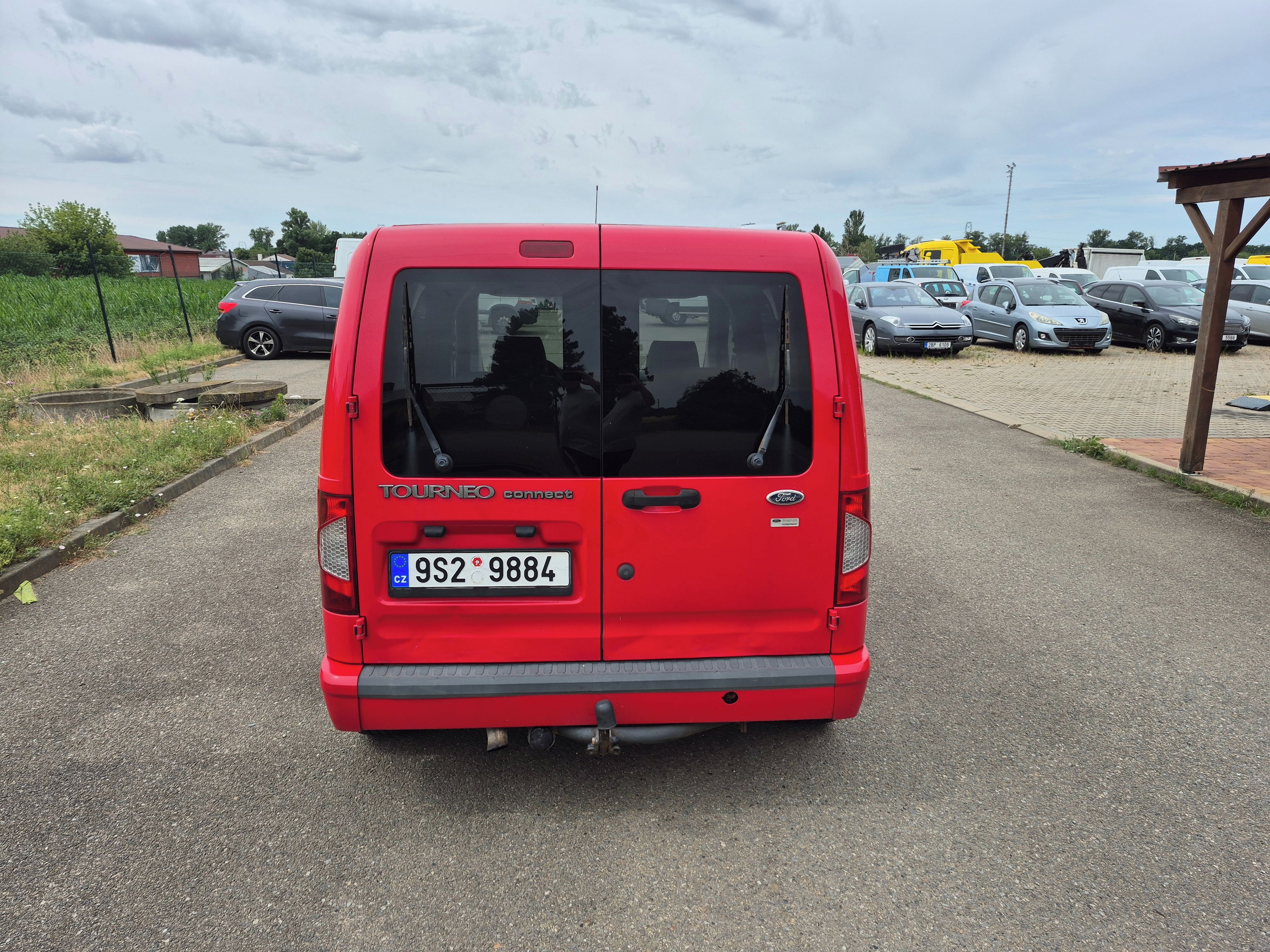 Ford Tourneo Connect, 1,8TDCI, 66kW, klima - fotka 5