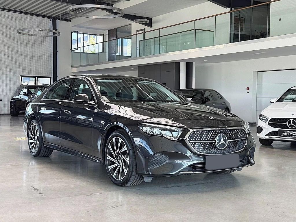 Mercedes-Benz Třídy E, 300 e Avantgarde*Kamera*Navi* - fotka 3
