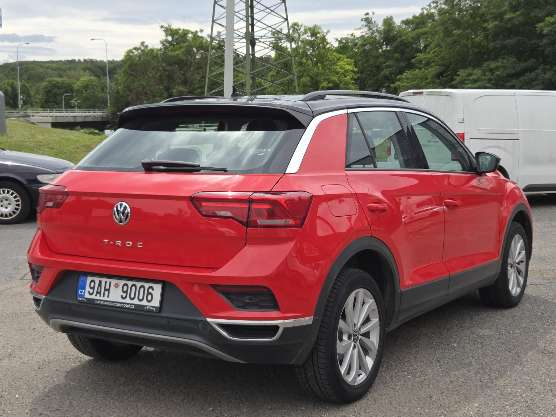 Volkswagen T-Roc, 1,5TSi AUTOMAT NA splátky VŠEM - fotka 4