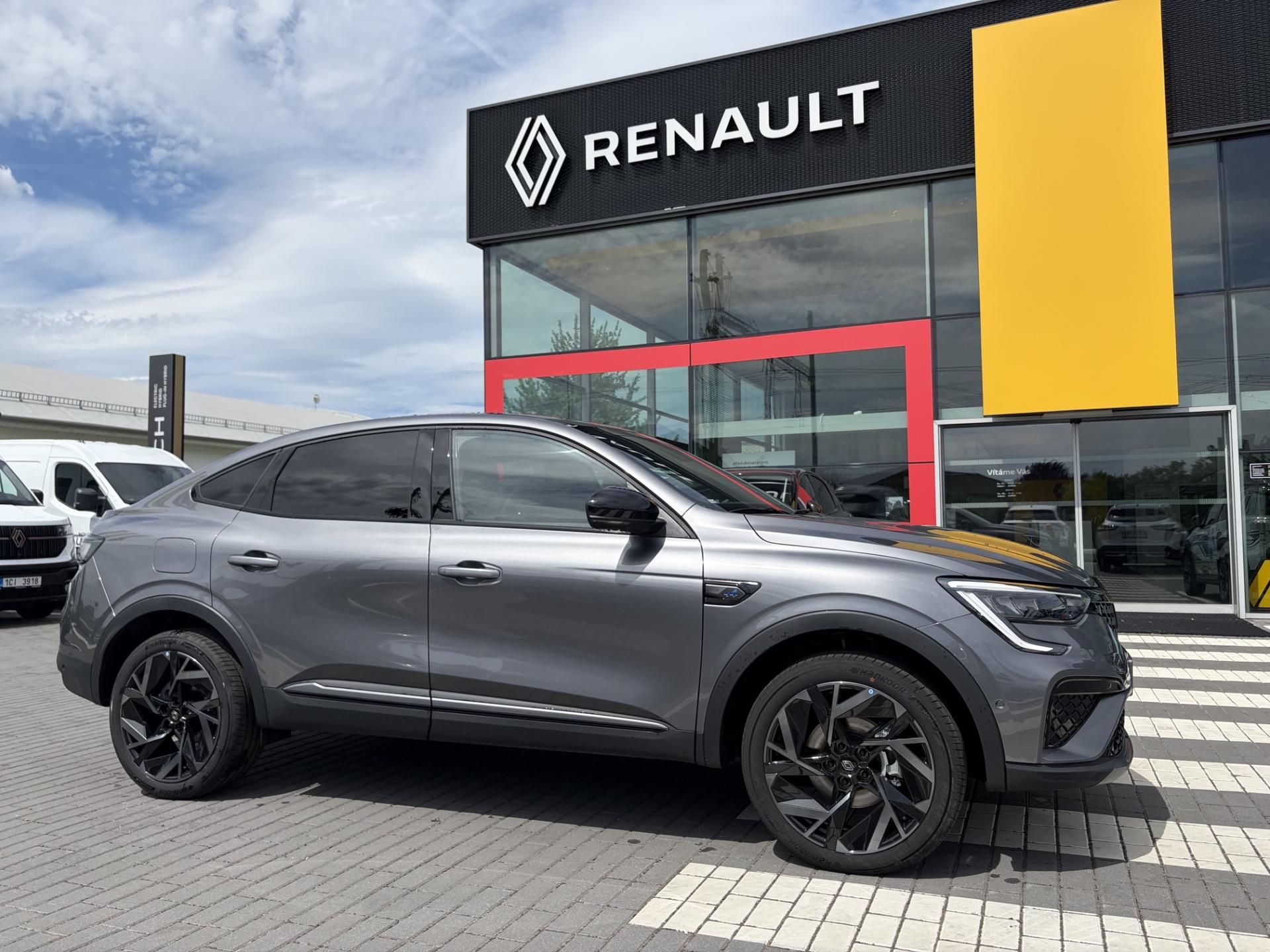 Renault Arkana, Esprit Alpine hybrid 145