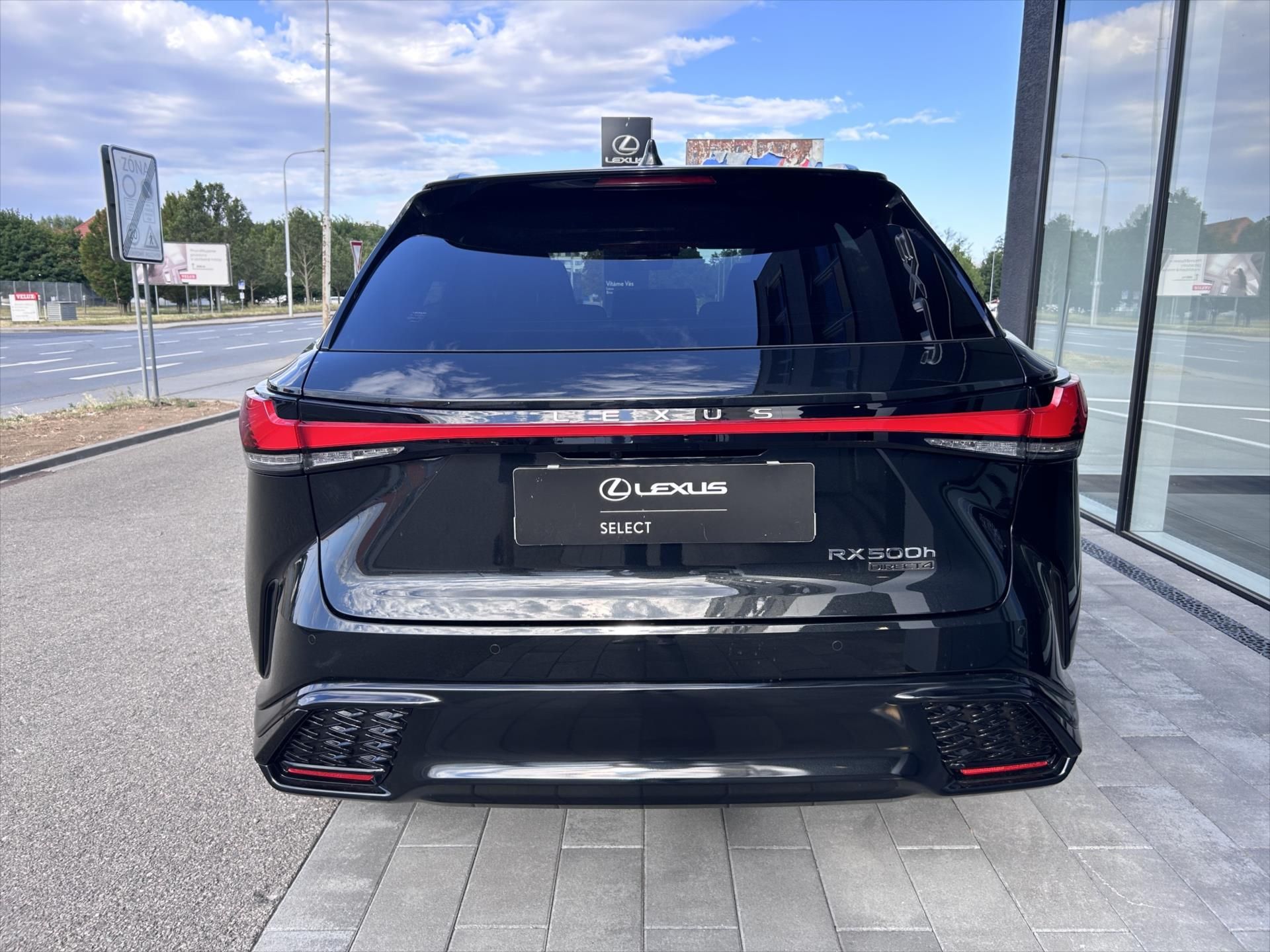 Lexus RX 500h, 2.4   F Sport - fotka 5