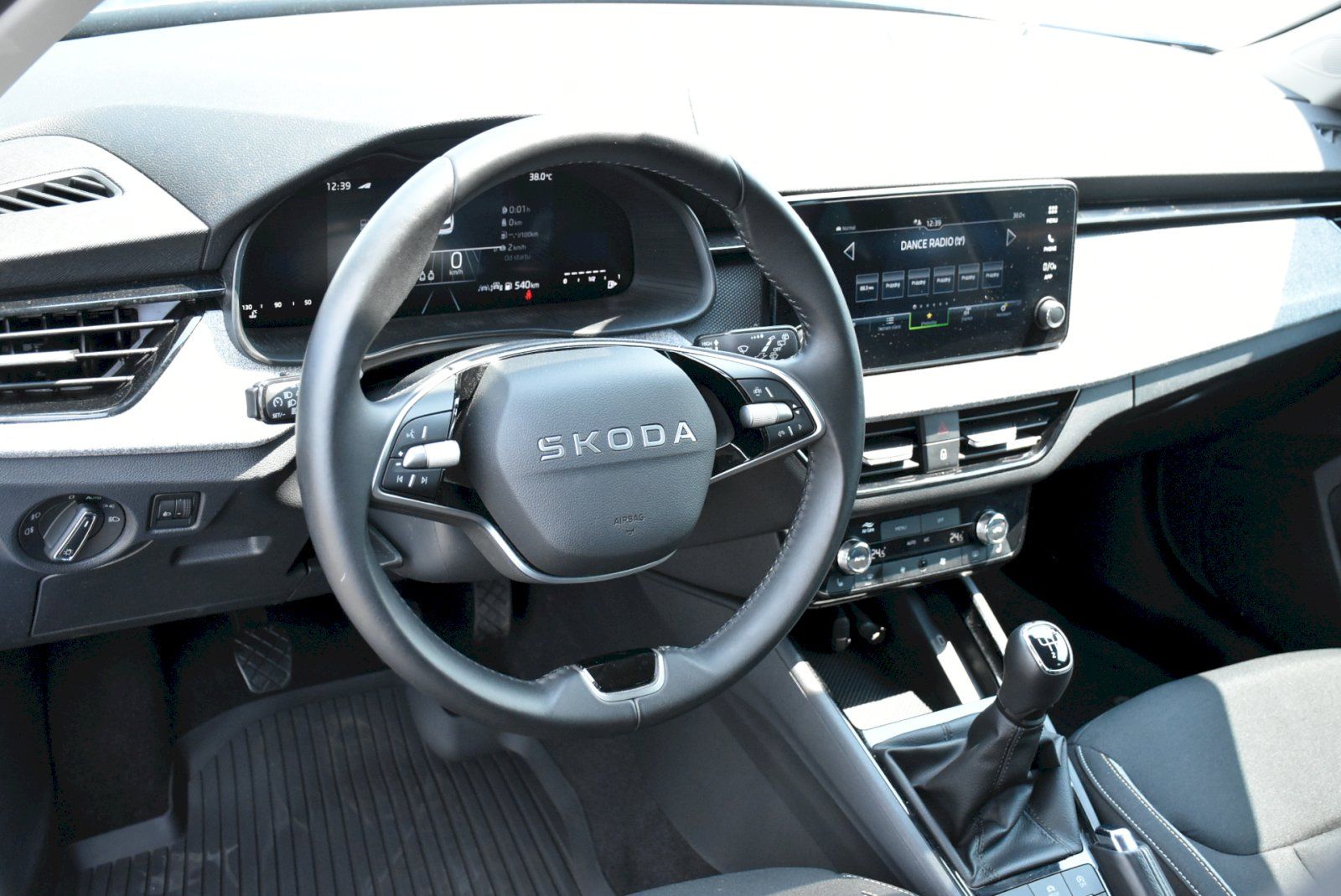 Škoda Kamiq, Selection 1.0 TSI 85 kW - fotka 6