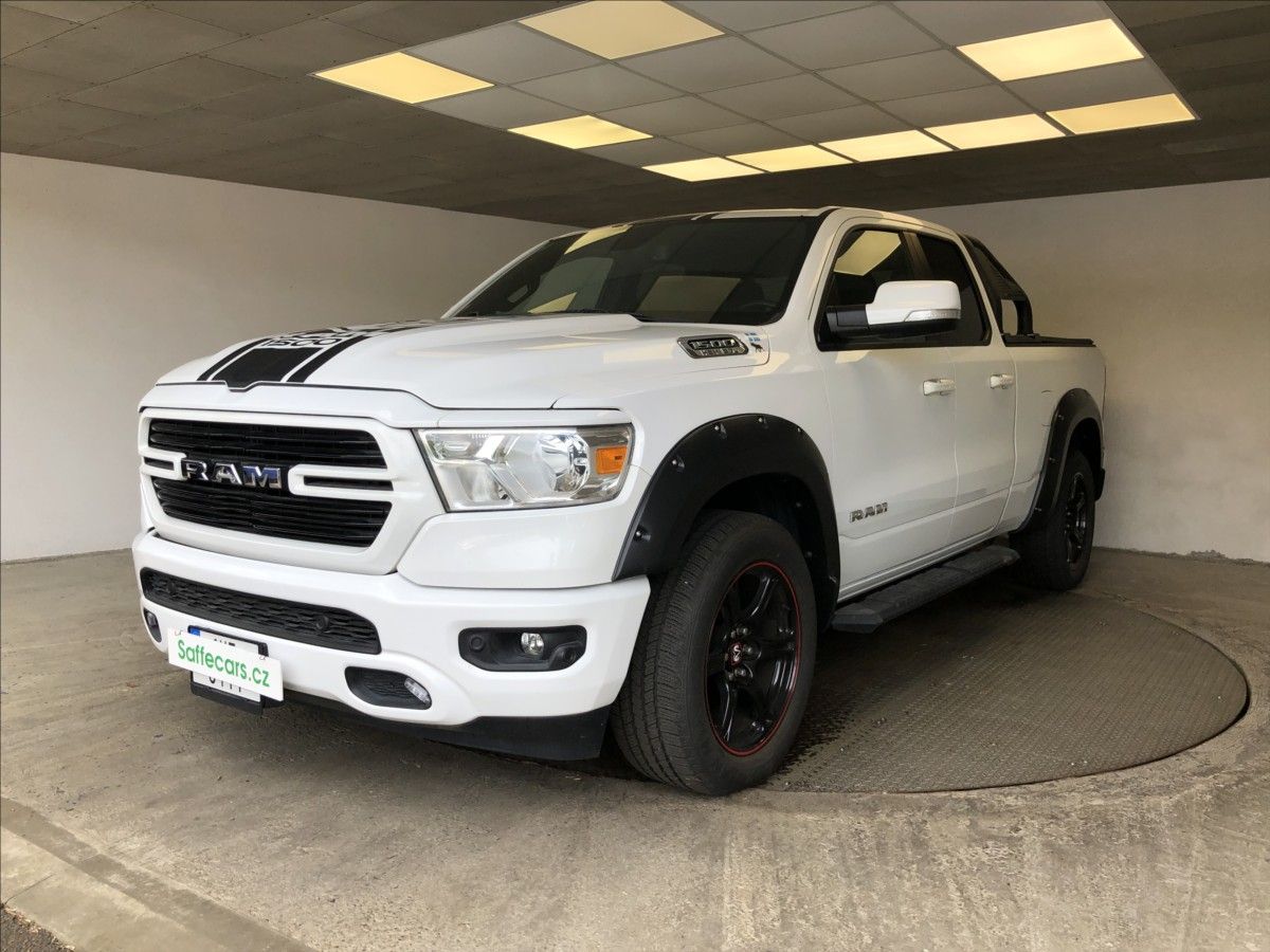 Dodge Ram 1500, 5,7 V8 HEMI - fotka 3