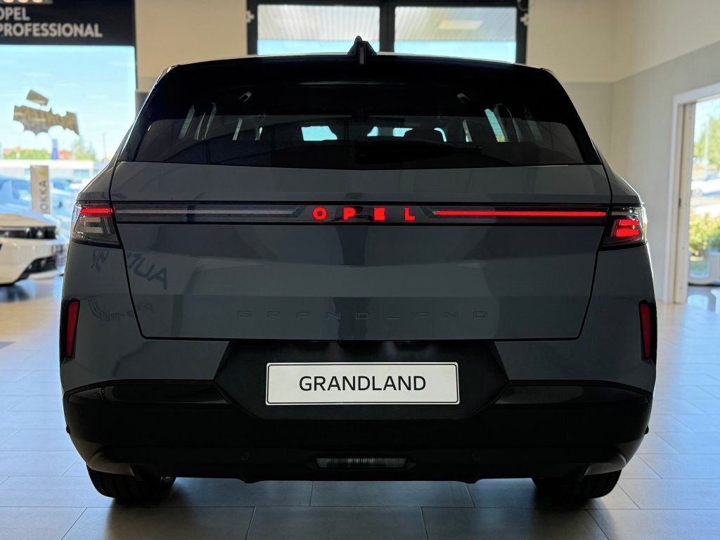 Opel Grandland, Ultimate 1.2 Hybrid 107 kW - fotka 5