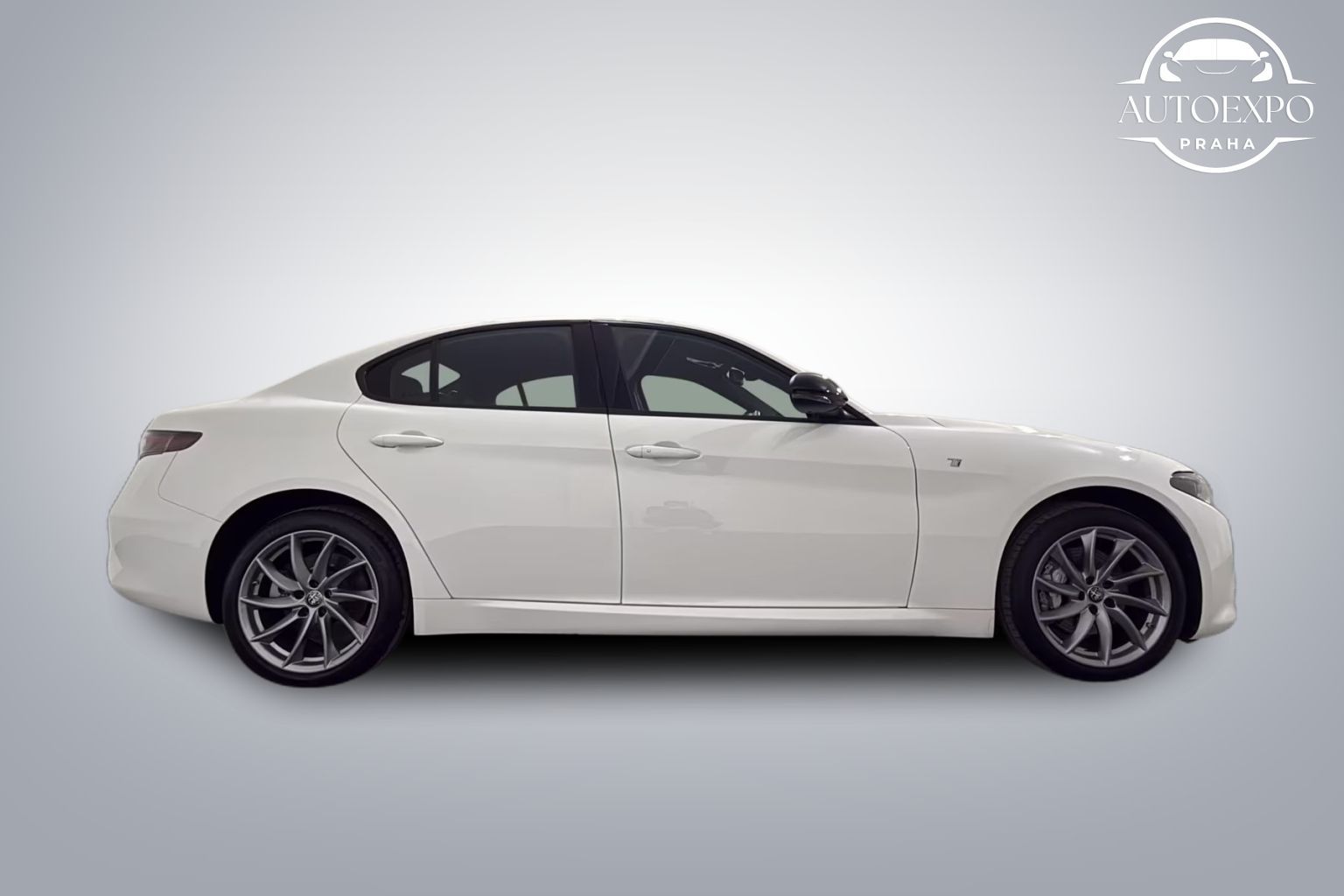 Alfa Romeo Giulia, 2.0 Ti Q4*MATRIX*LED*KŮŽE - fotka 4