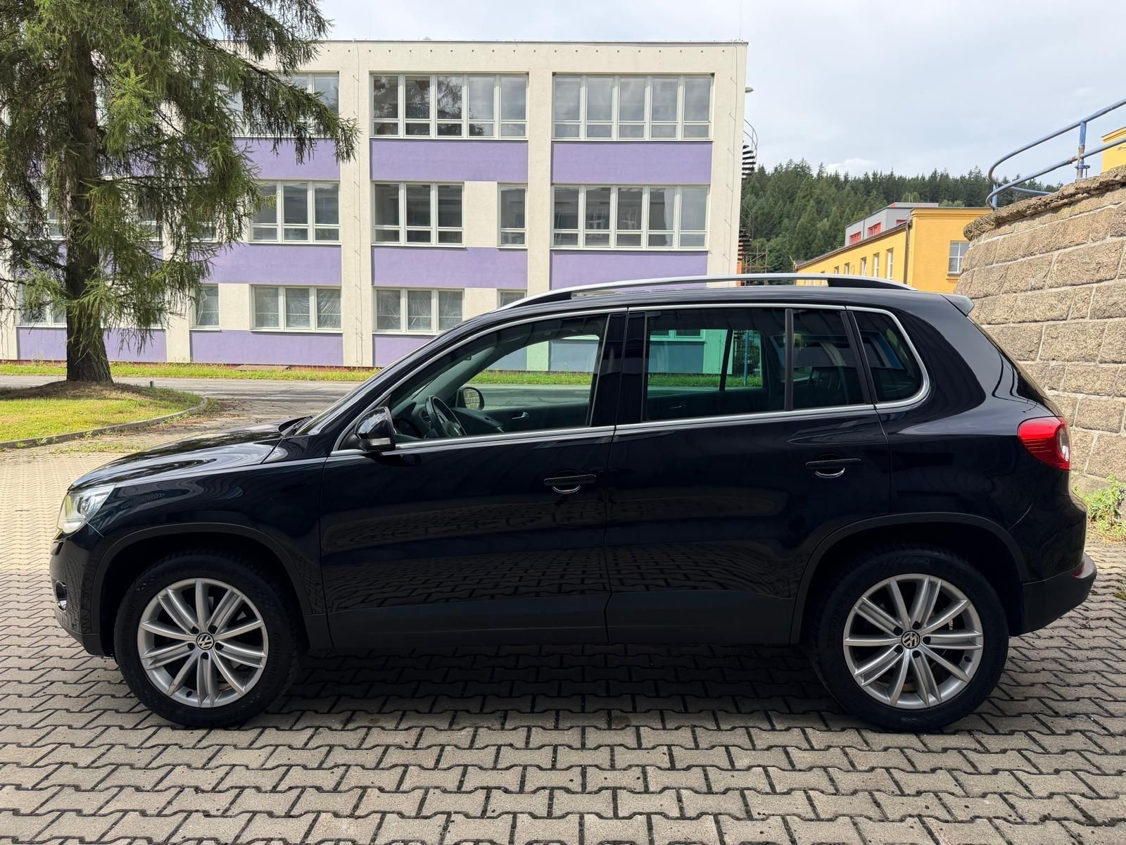 Volkswagen Tiguan, 2,0 TDI /4x4/ SPORT / servis.k - fotka 2
