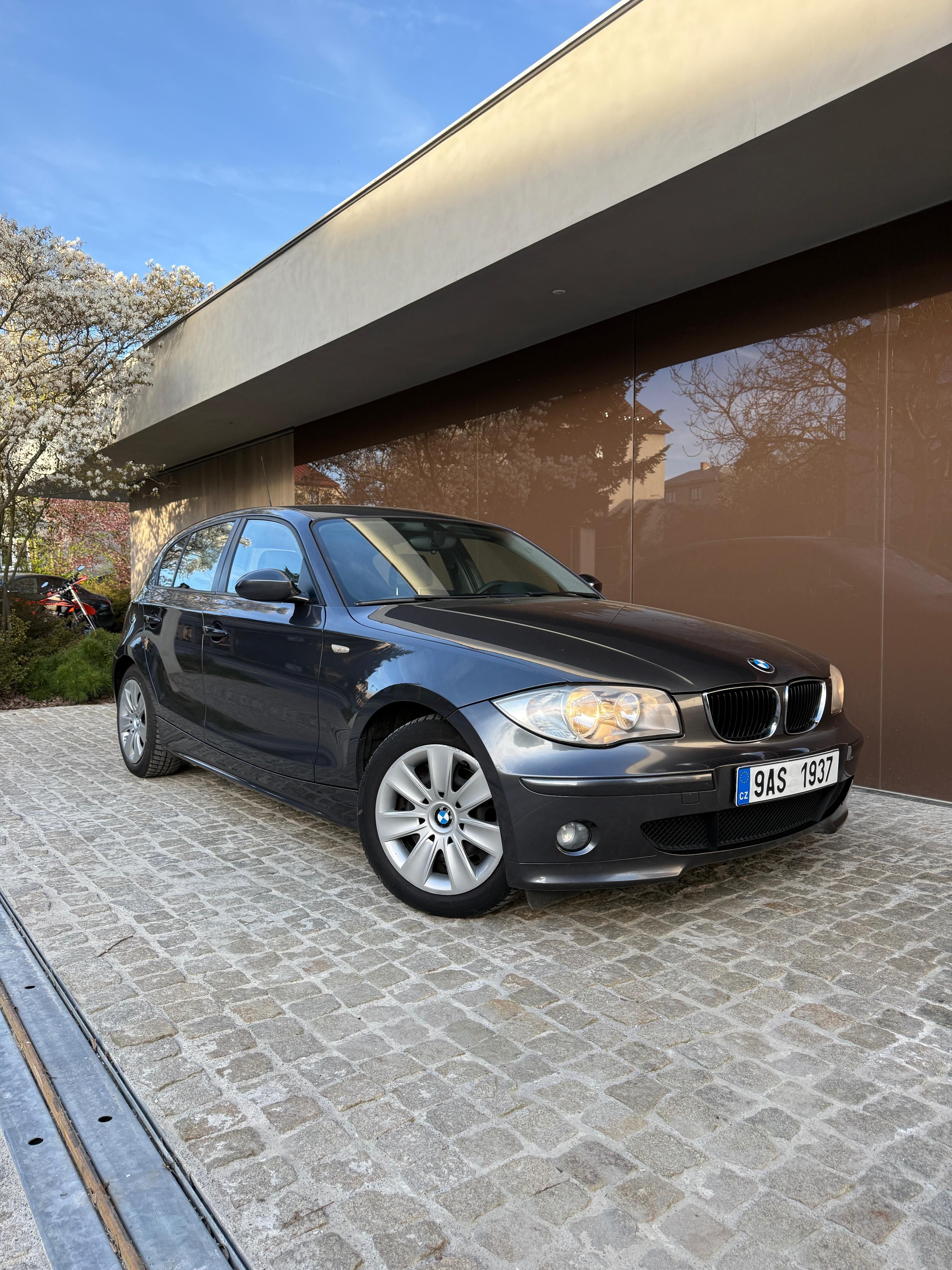BMW Řada 1 - fotka 2