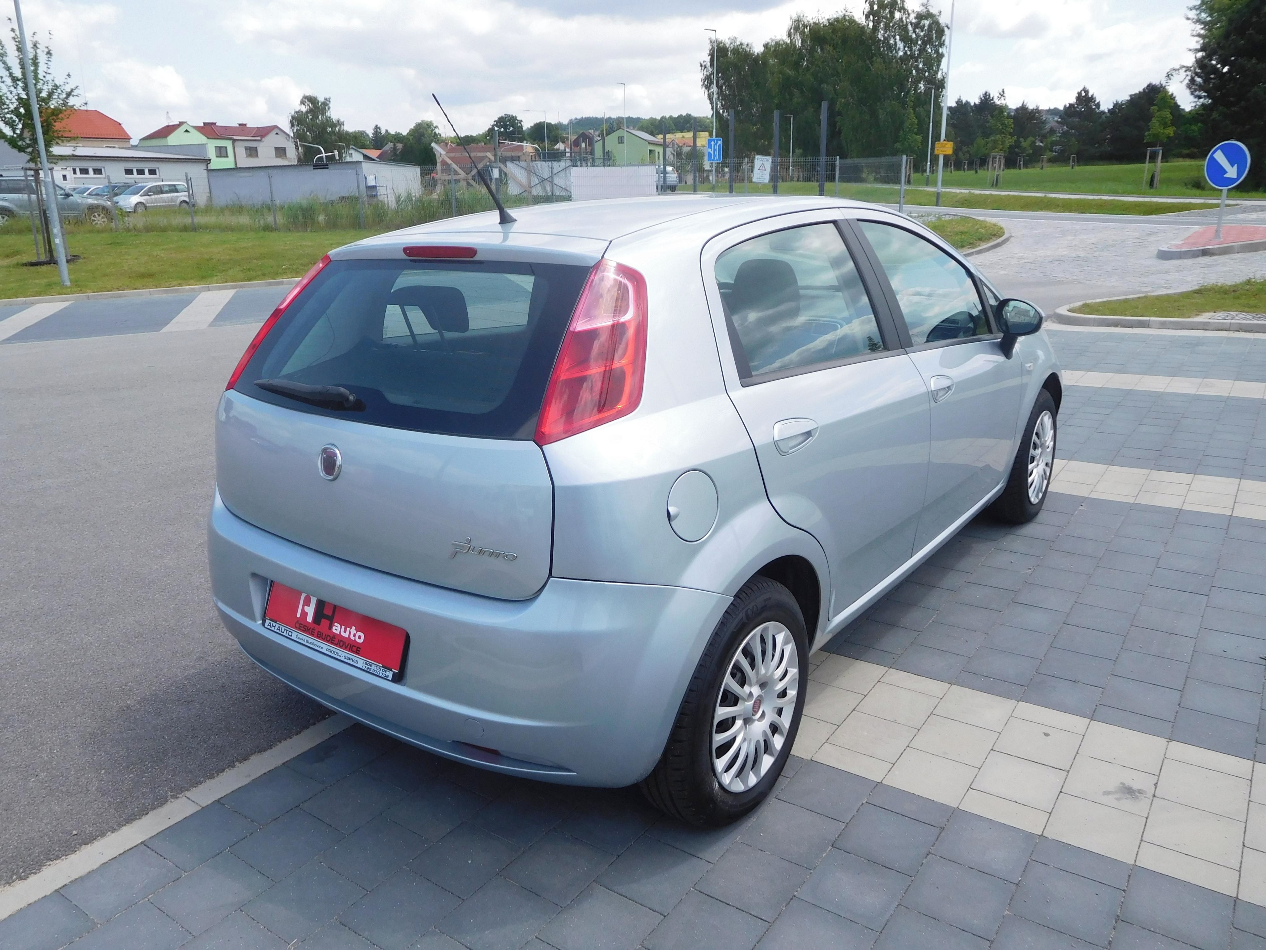 Fiat Grande Punto, 1.3 Multijet, 55 kW, Klima - fotka 3