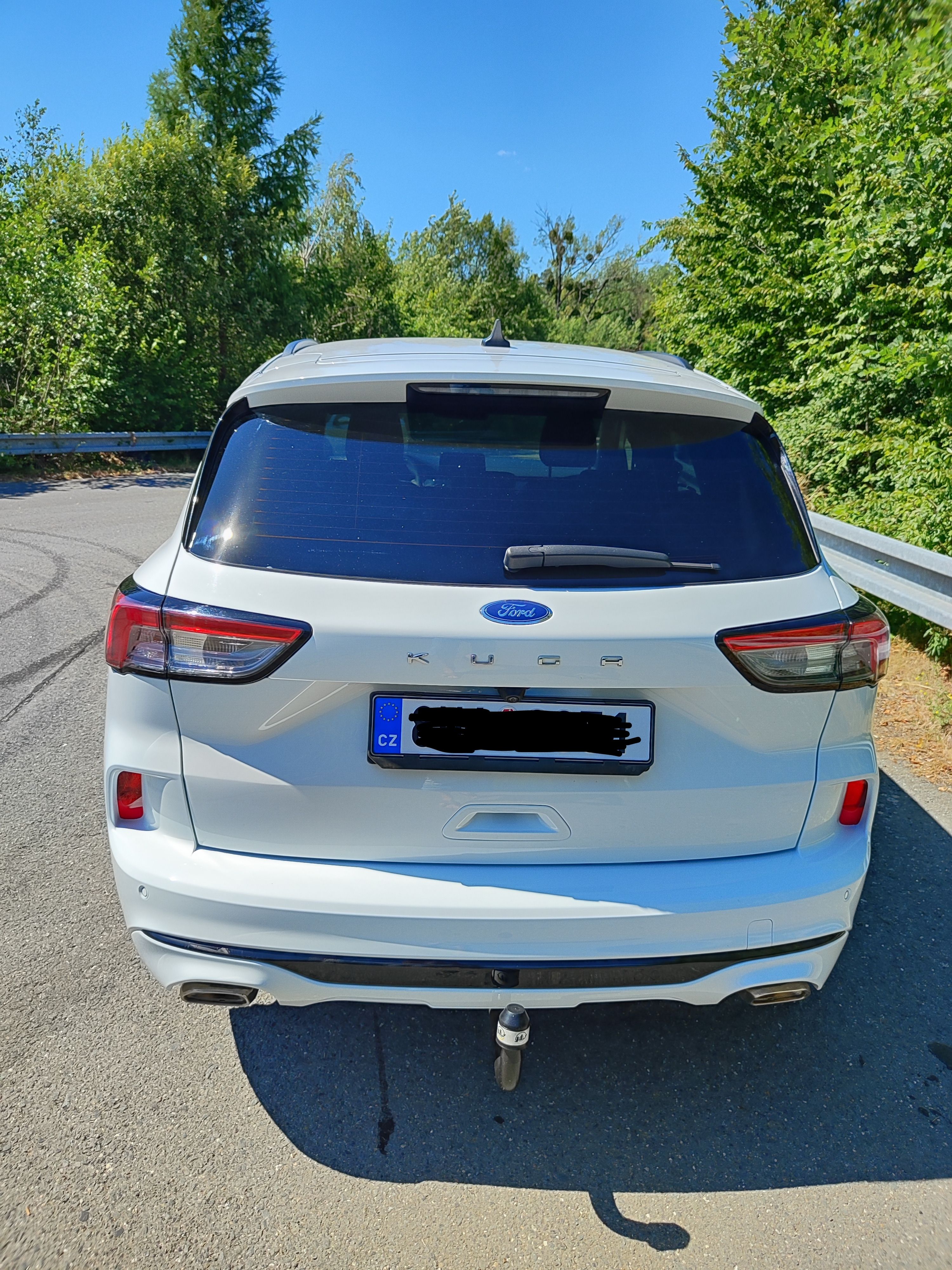 Ford Kuga, 1,5 EcoBoost 110KW  ST-LINE X - fotka 2