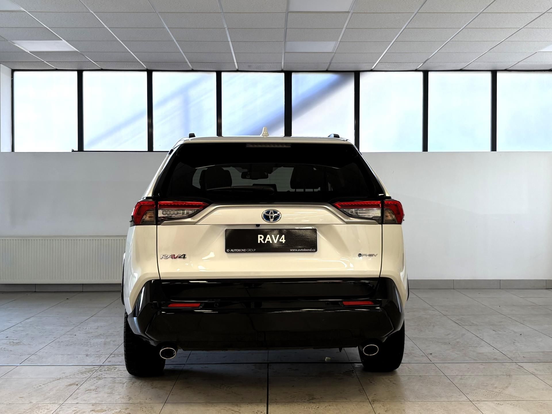 Toyota Rav4, 2.5 Plug-in Hybrid, (4x4), Dyn - fotka 5