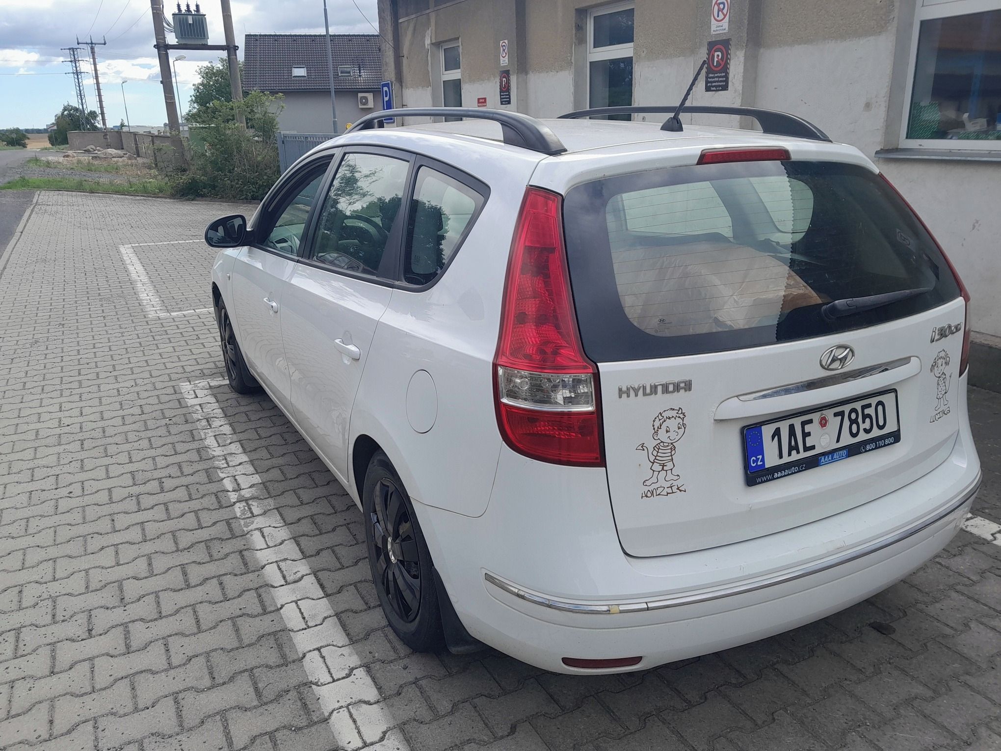Hyundai i30, 1.6  93kW - fotka 4