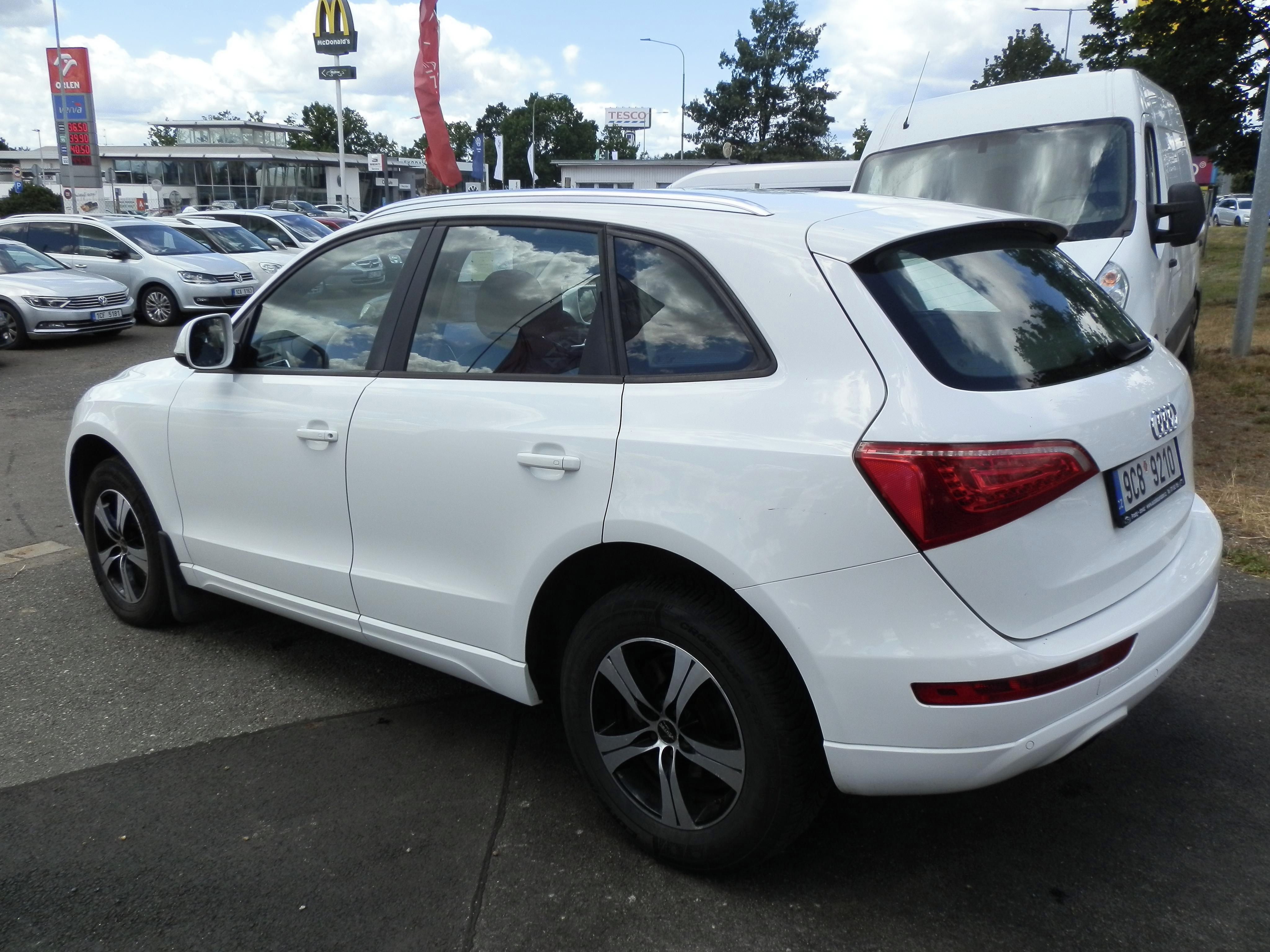Audi Q5, 2,0 TDi quattro - fotka 3