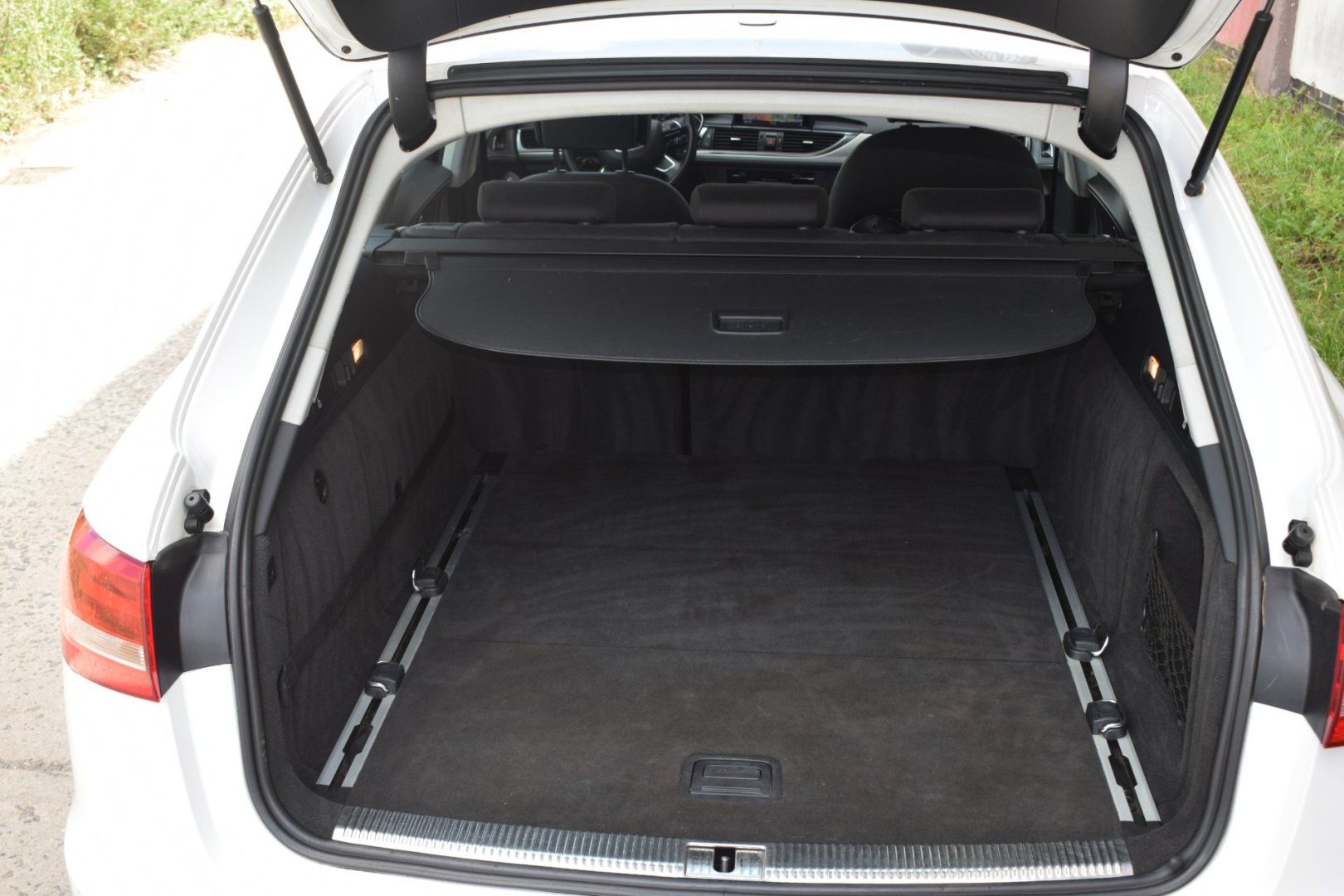 Audi A6, 1.maj.,serviska - fotka 6