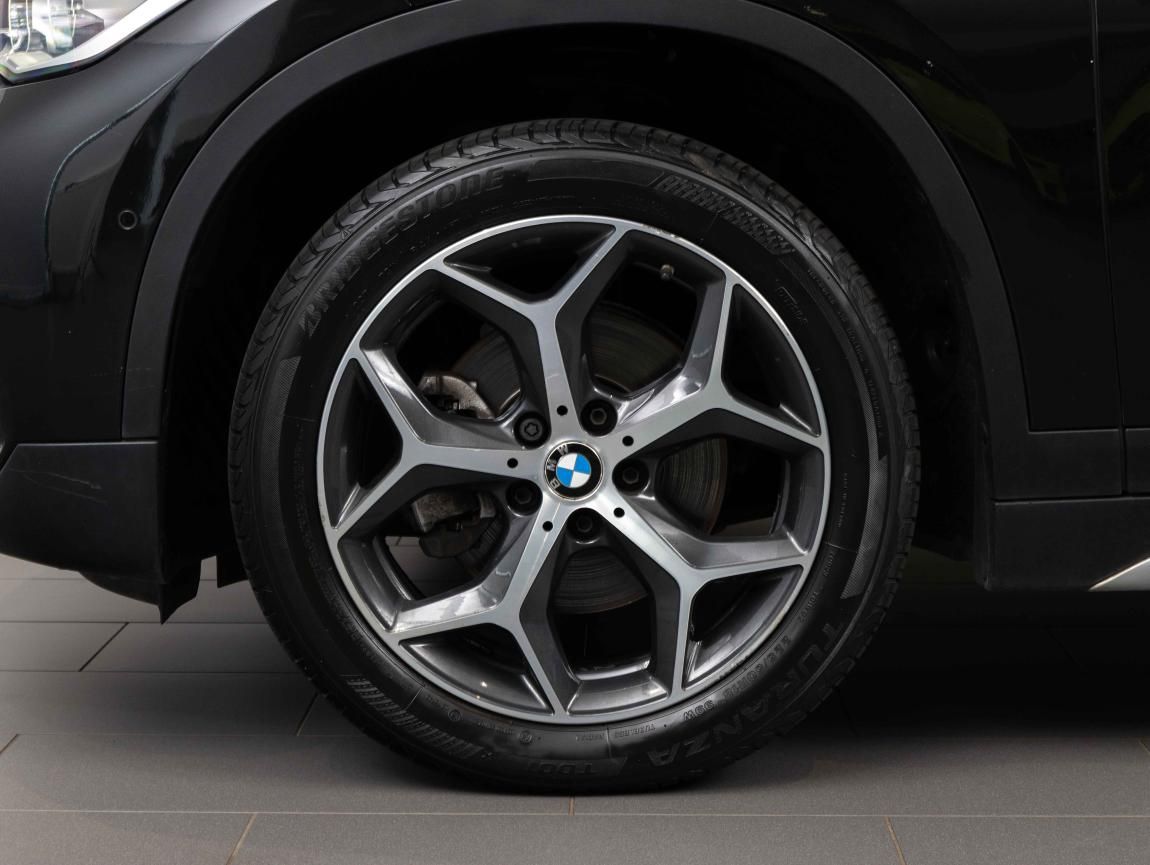 BMW X1, xDrive18d - fotka 6