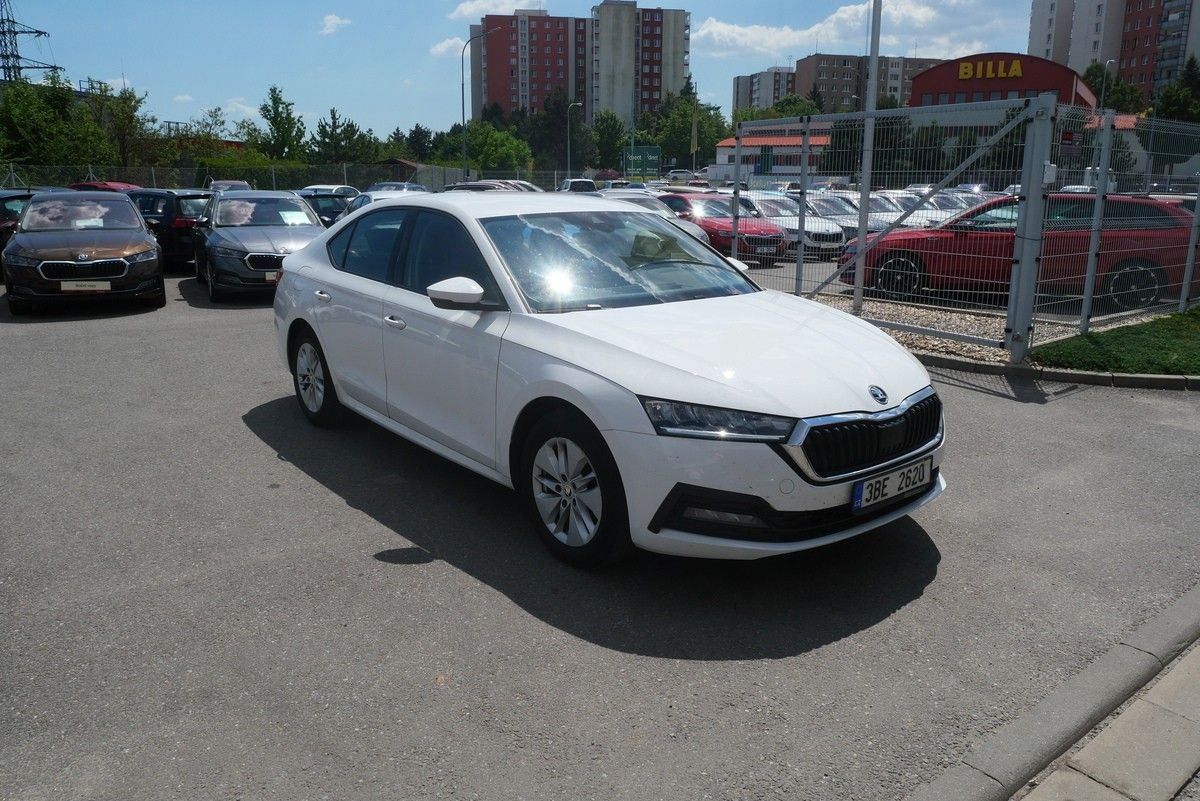 Škoda Octavia, 2.0 TDI 85 kW Ambition - fotka 3