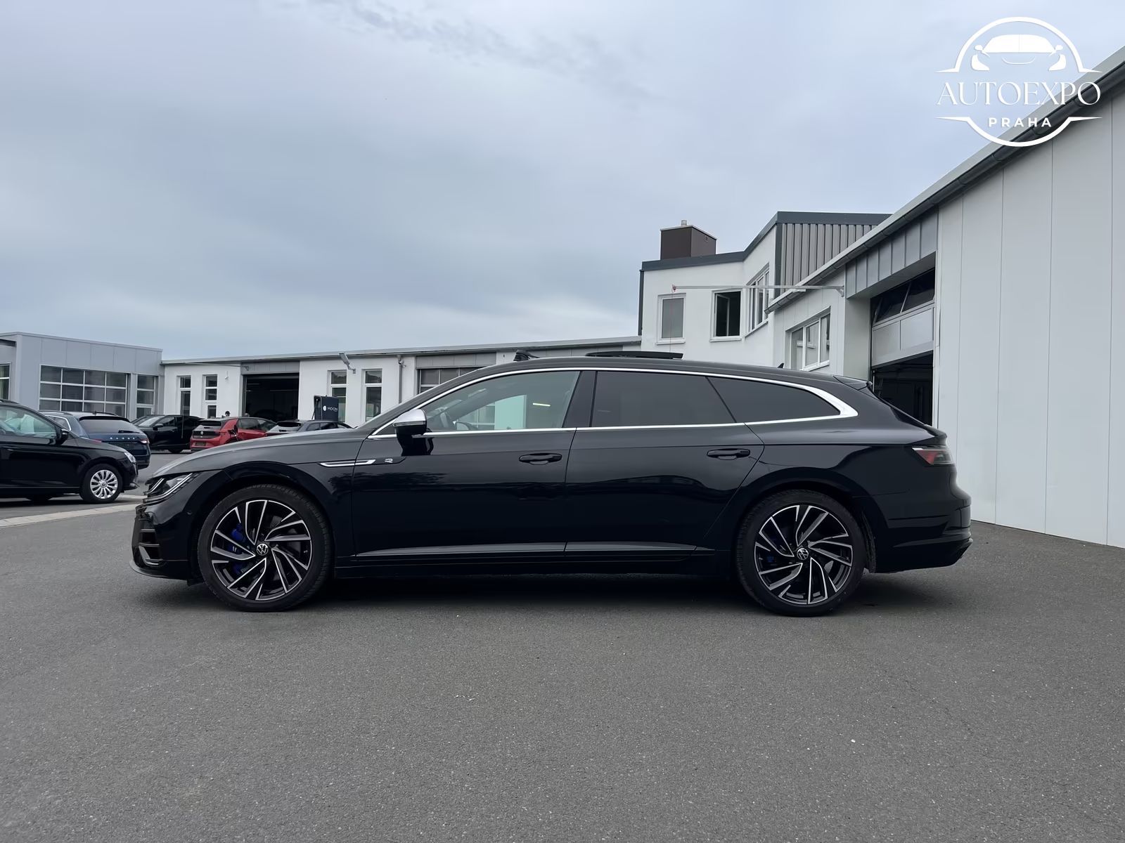 Volkswagen Arteon, 2.0 TSI DSG 4M Shooting Brake - fotka 2