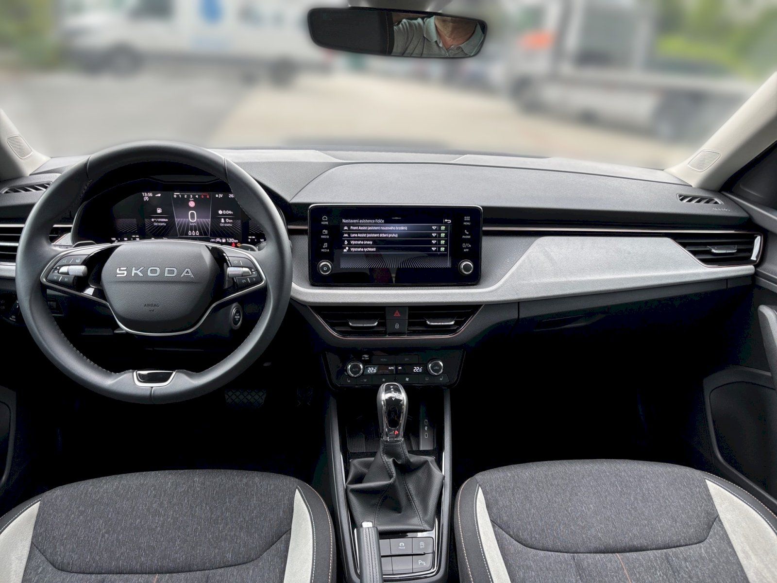 Škoda Kamiq, Top Selection 1.5 TSI DSG - fotka 5