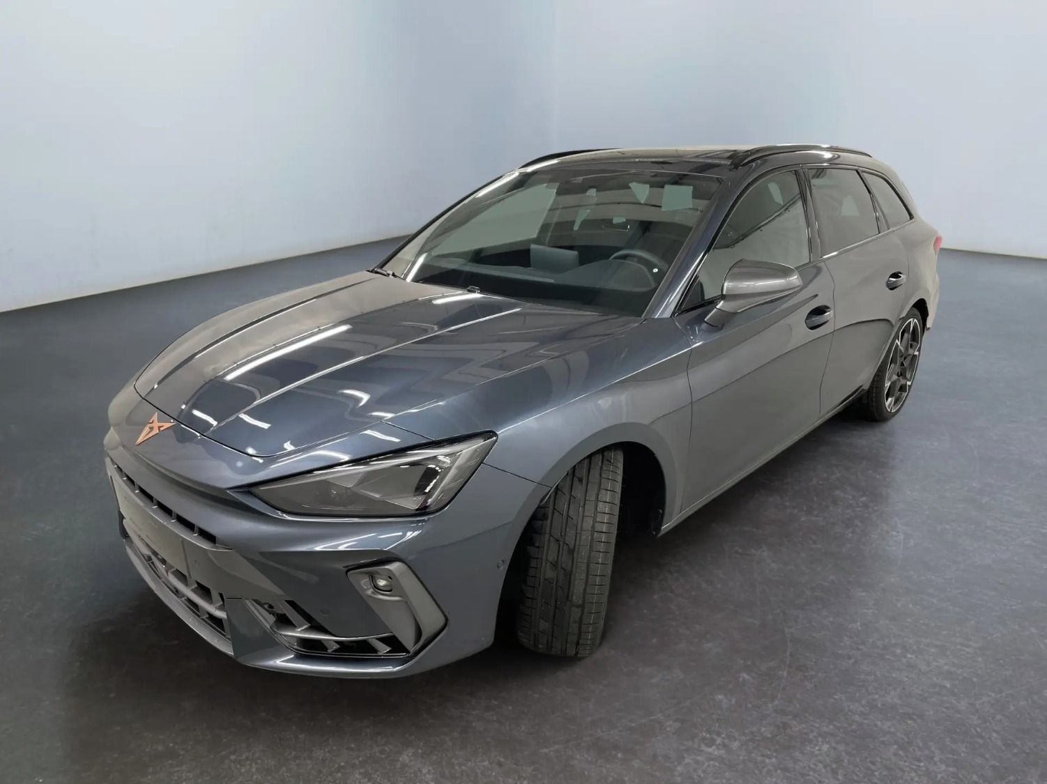 Cupra Leon, SP VZ 333 PS, sleva 27% - fotka 3