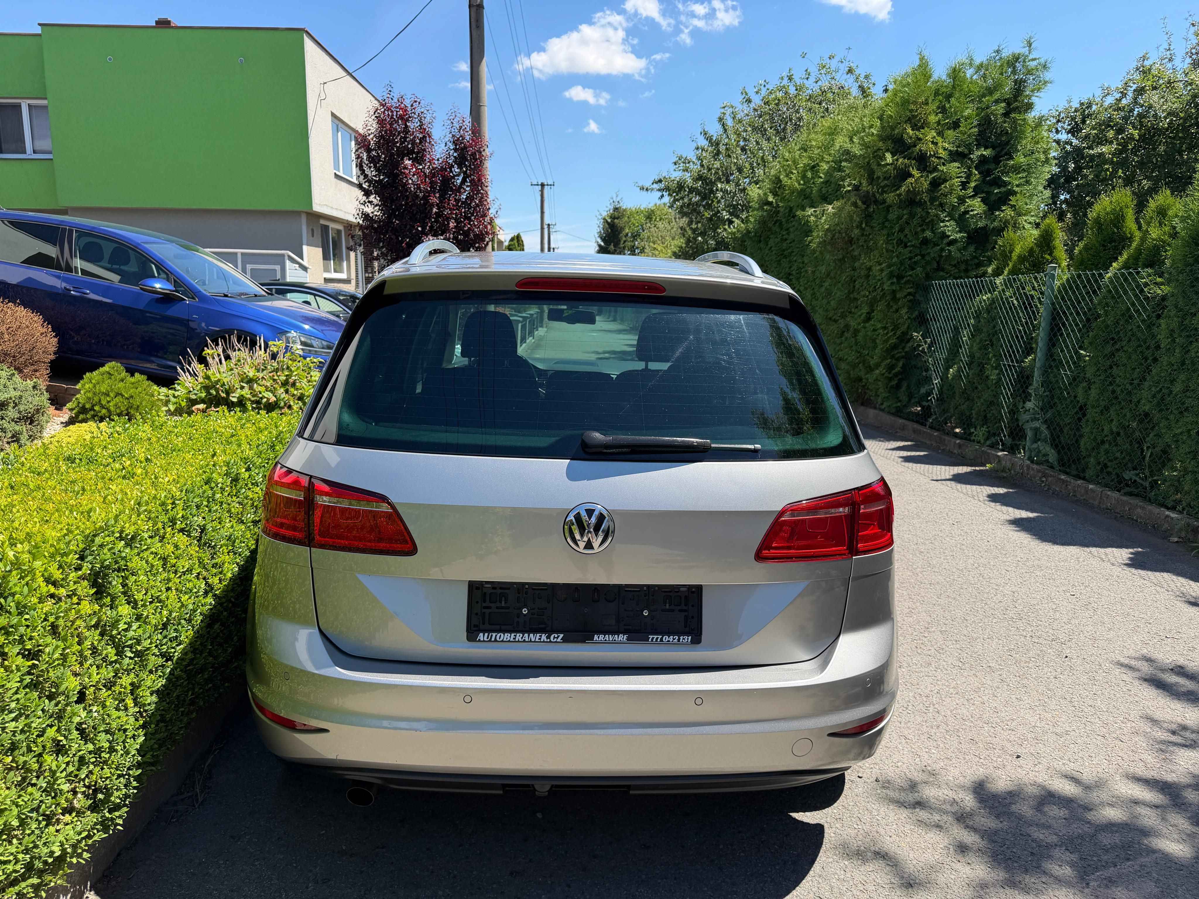 Volkswagen Golf Sportsvan, 1.2 TSI 81KW  LOUNGE - fotka 5