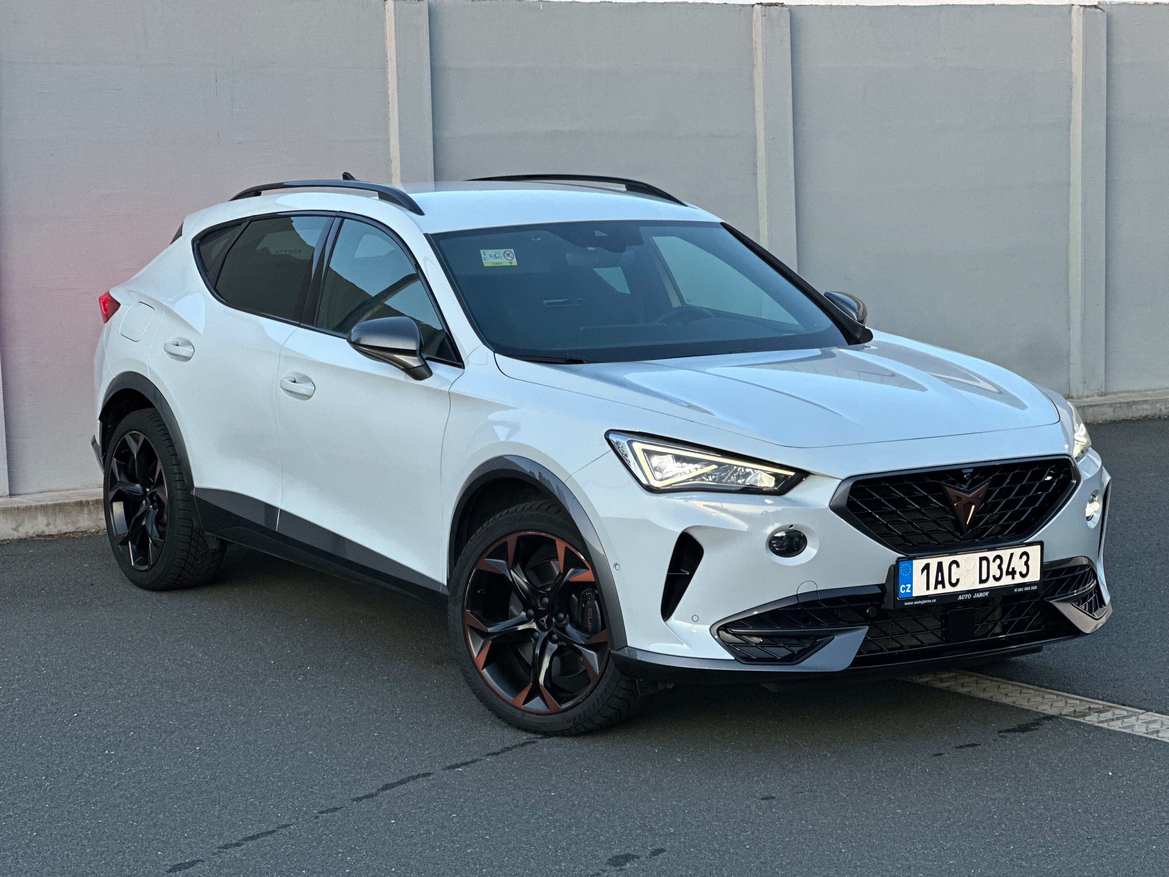 Cupra Formentor, 2.0 TSI 180 kW DSG 360° Záruka - fotka 2