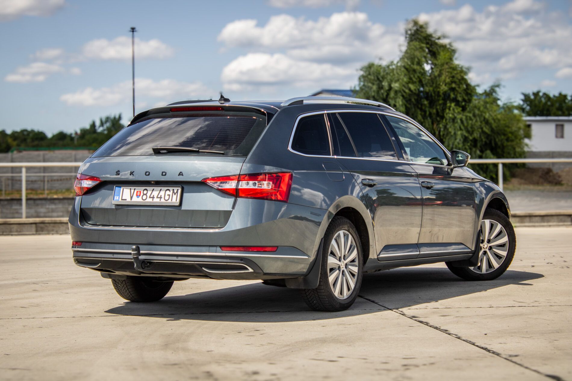 Škoda Superb - fotka 6