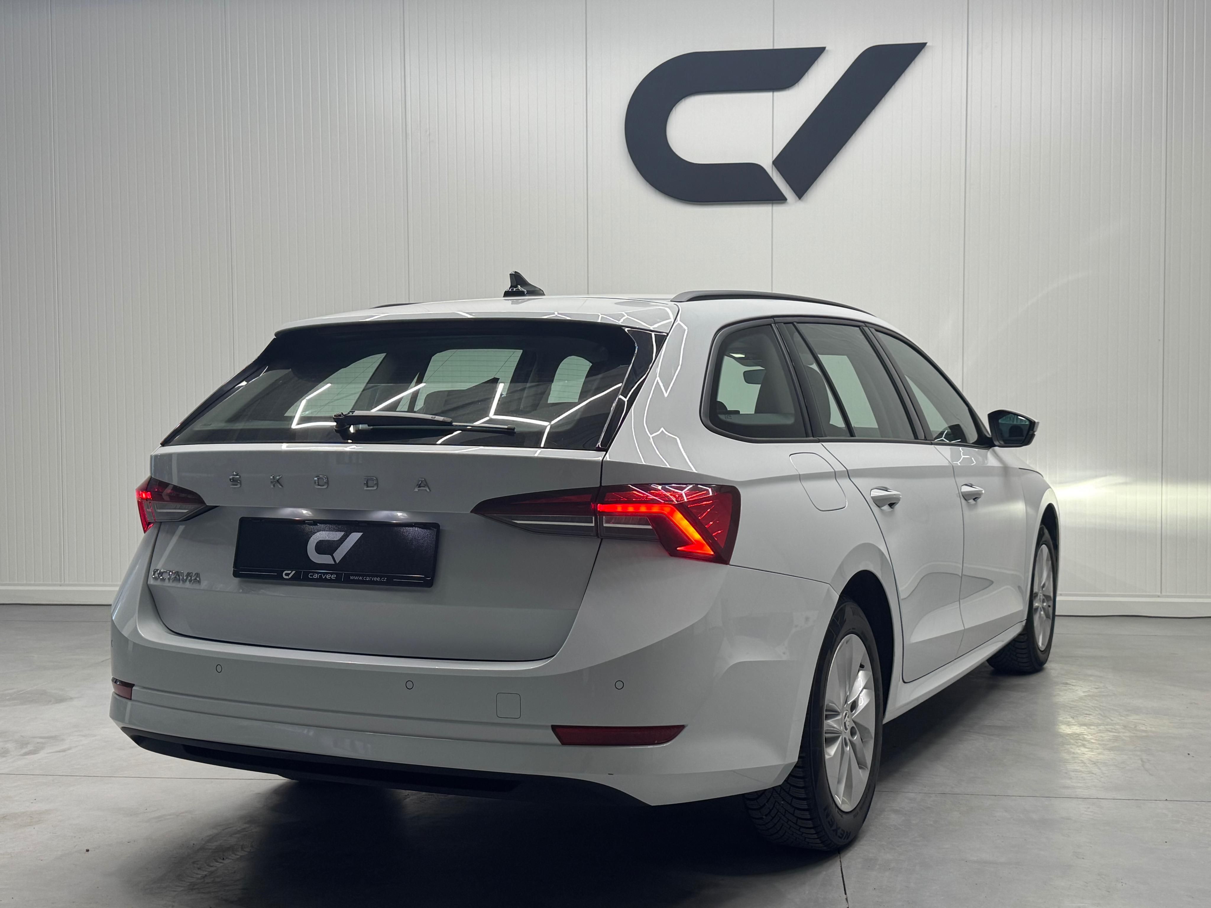 Škoda Octavia, 2.0 TDI Ambition - fotka 5