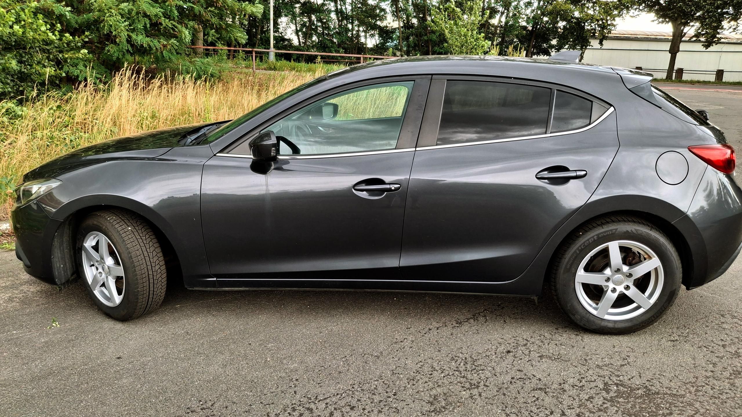 Mazda 3, 1.5 benzin - fotka 3