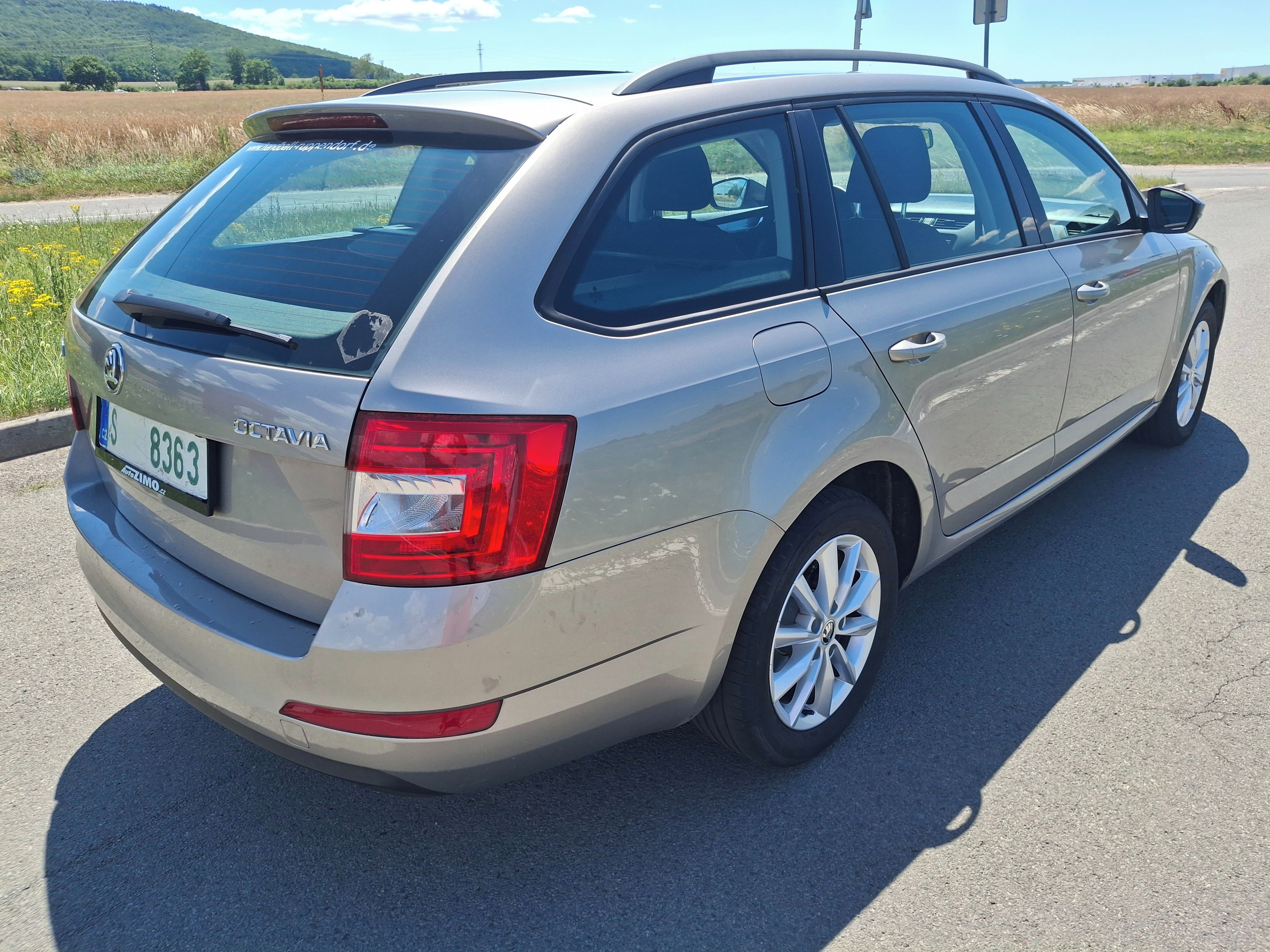 Škoda Octavia, Combi 1,6Tdi 77 kw KLIMATIZACE - fotka 5