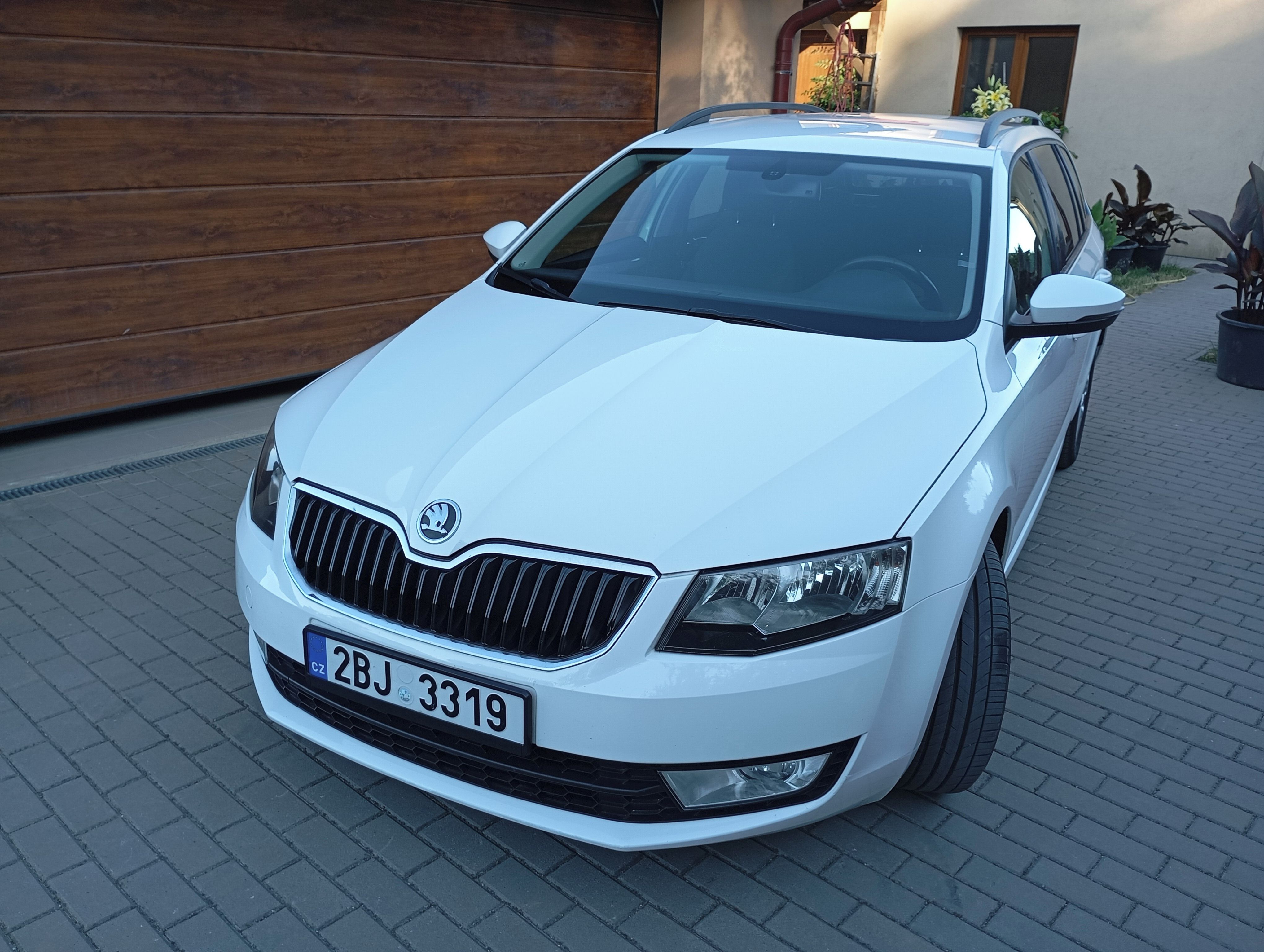 Škoda Octavia, 3, 1.6 TDI 4x4  TOP STAV