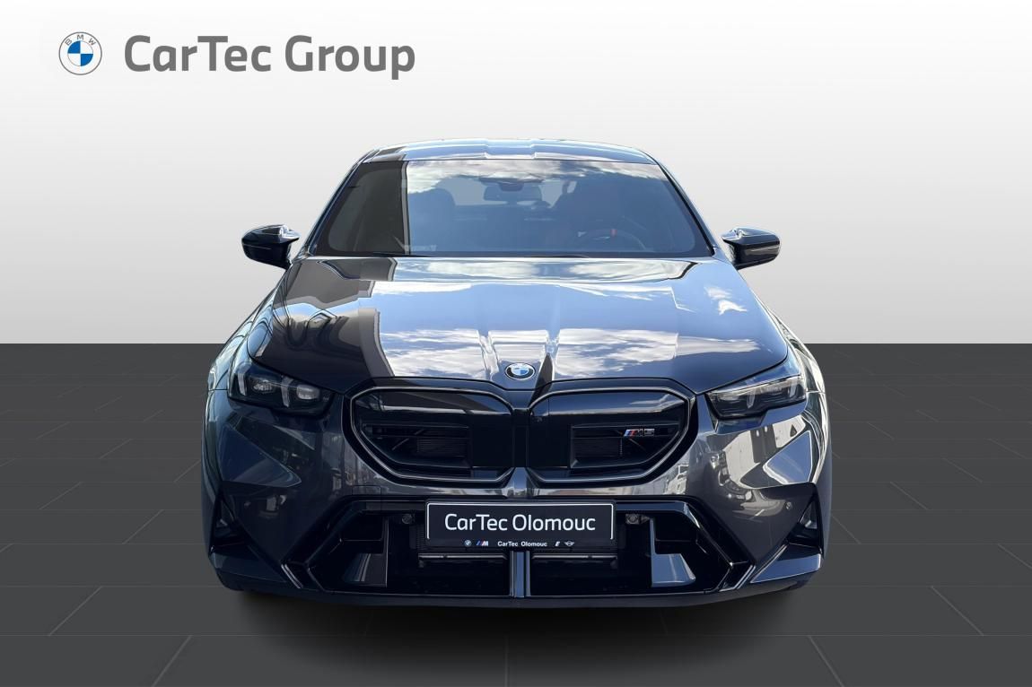 BMW M5 - fotka 2