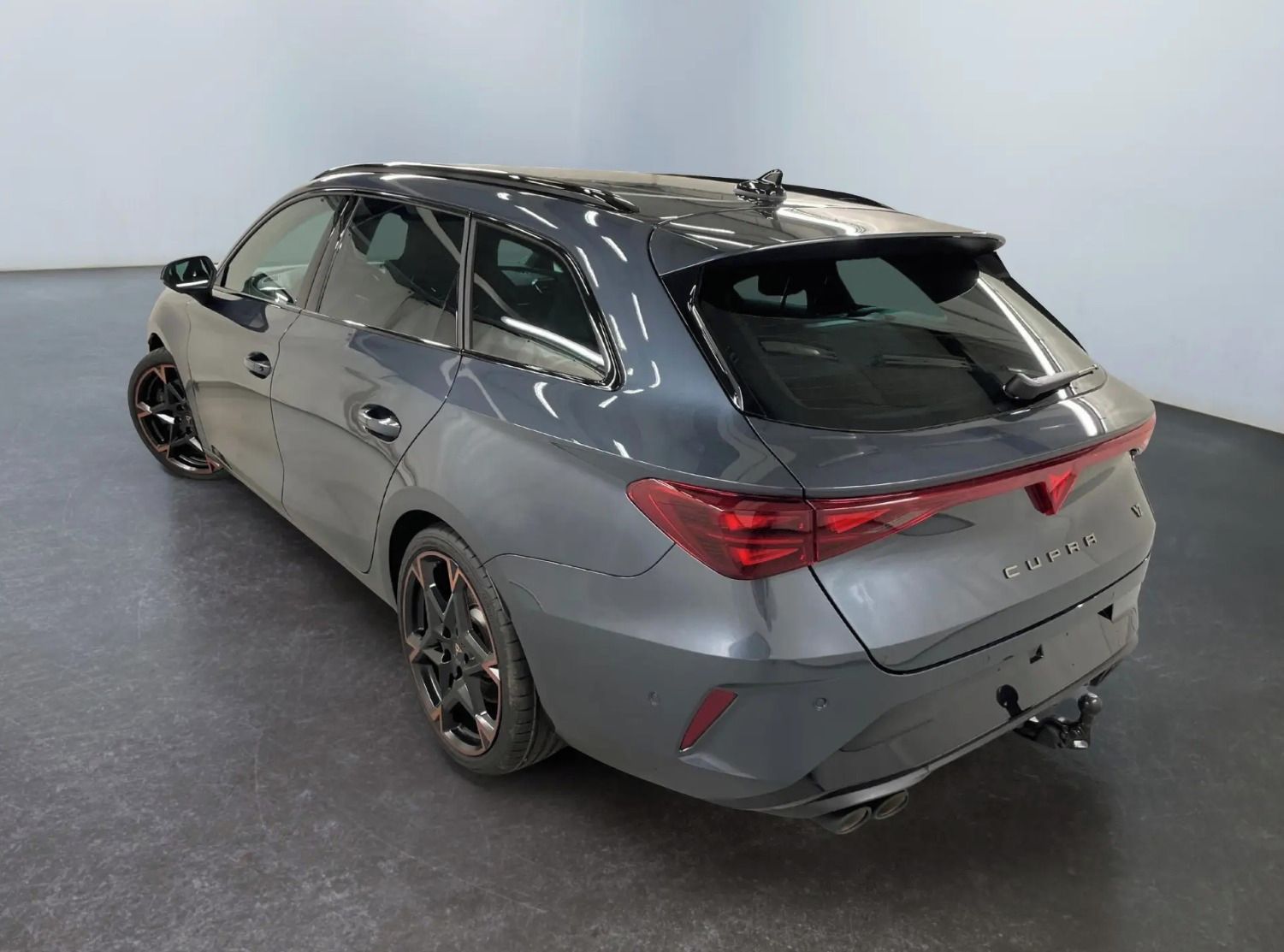 Cupra Leon, Sportstourer VZ sleva 26 % - fotka 4