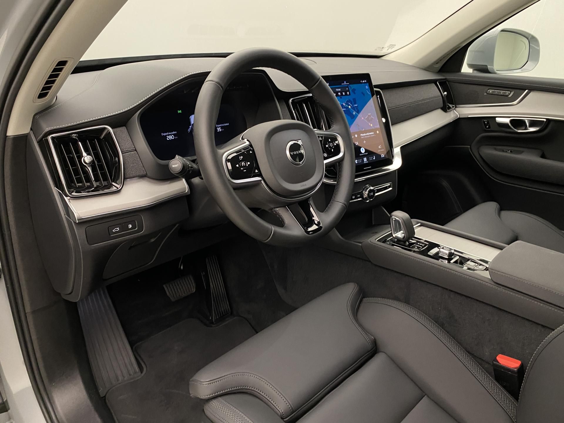 Volvo XC90, B5 AWD BRIGHT PLUS AUT CZ 7M - fotka 4