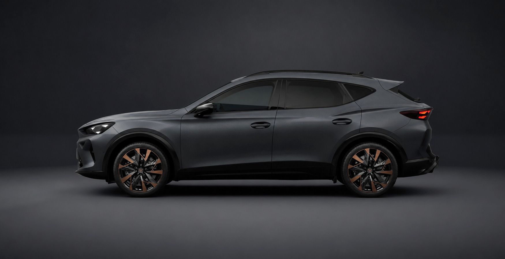 Cupra Formentor, VZ 2.0 TSI 245kW sleva 30 % - fotka 2